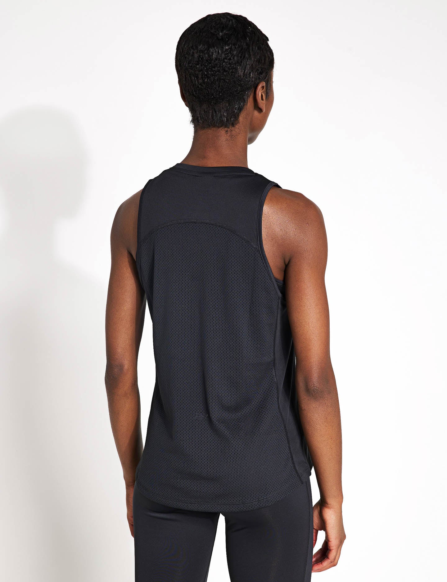 Breathable Running Speedwick Tank Top for Men & Women - Night Black | Moisture-Wicking, Lightweight & Comfortable for Workouts, Gym & Outdoor Activities