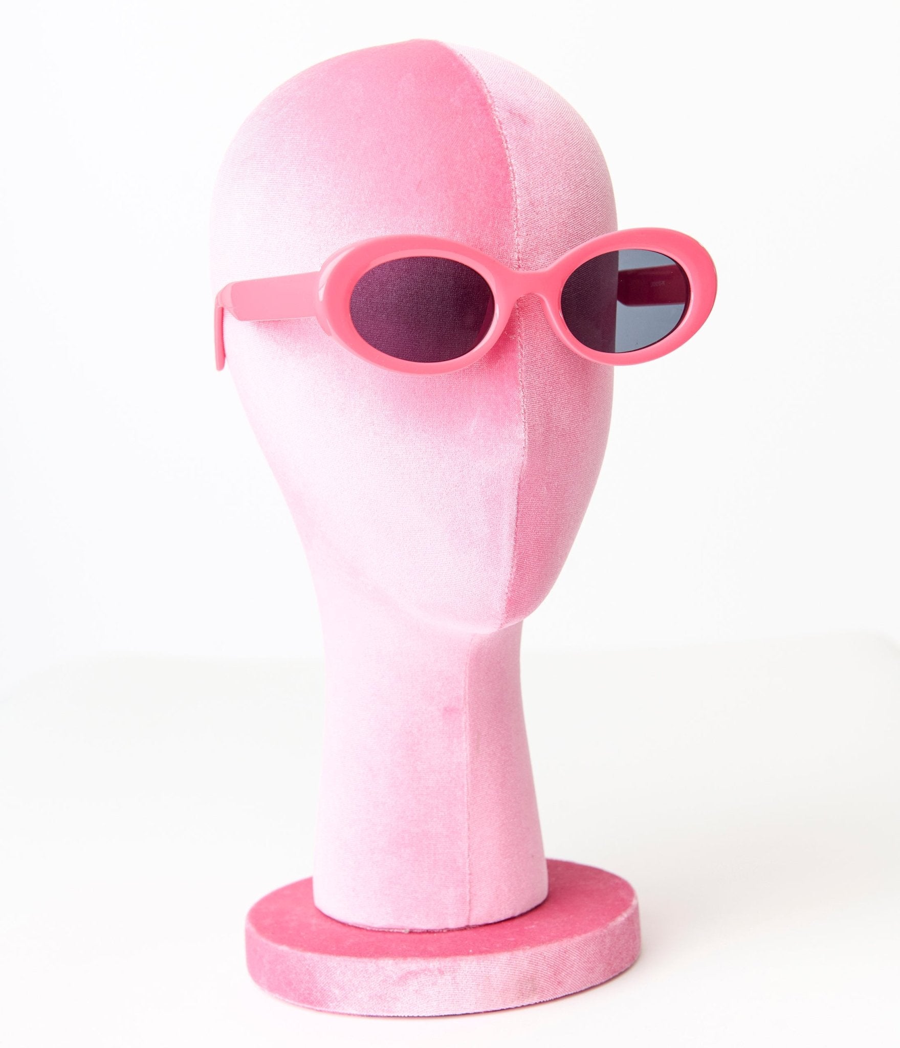 Trendy Hot Pink Puffy Sunglasses for Women - Retro Oversized UV400 Protection - Perfect for Beach, Pool Party & Summer Fashion