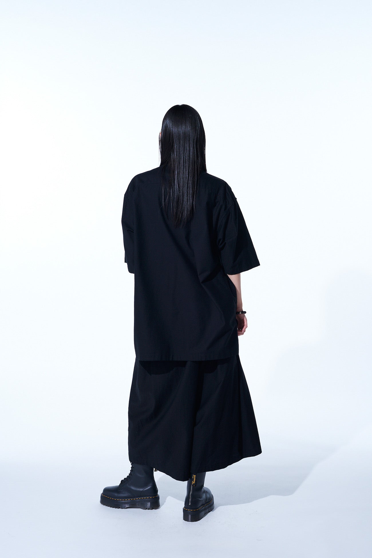 Oversized Cotton Twill Short Sleeve Shirts with Flap Pockets for Men & Women - Casual Summer Wear, Beach Outfits, and Street Style Fashion