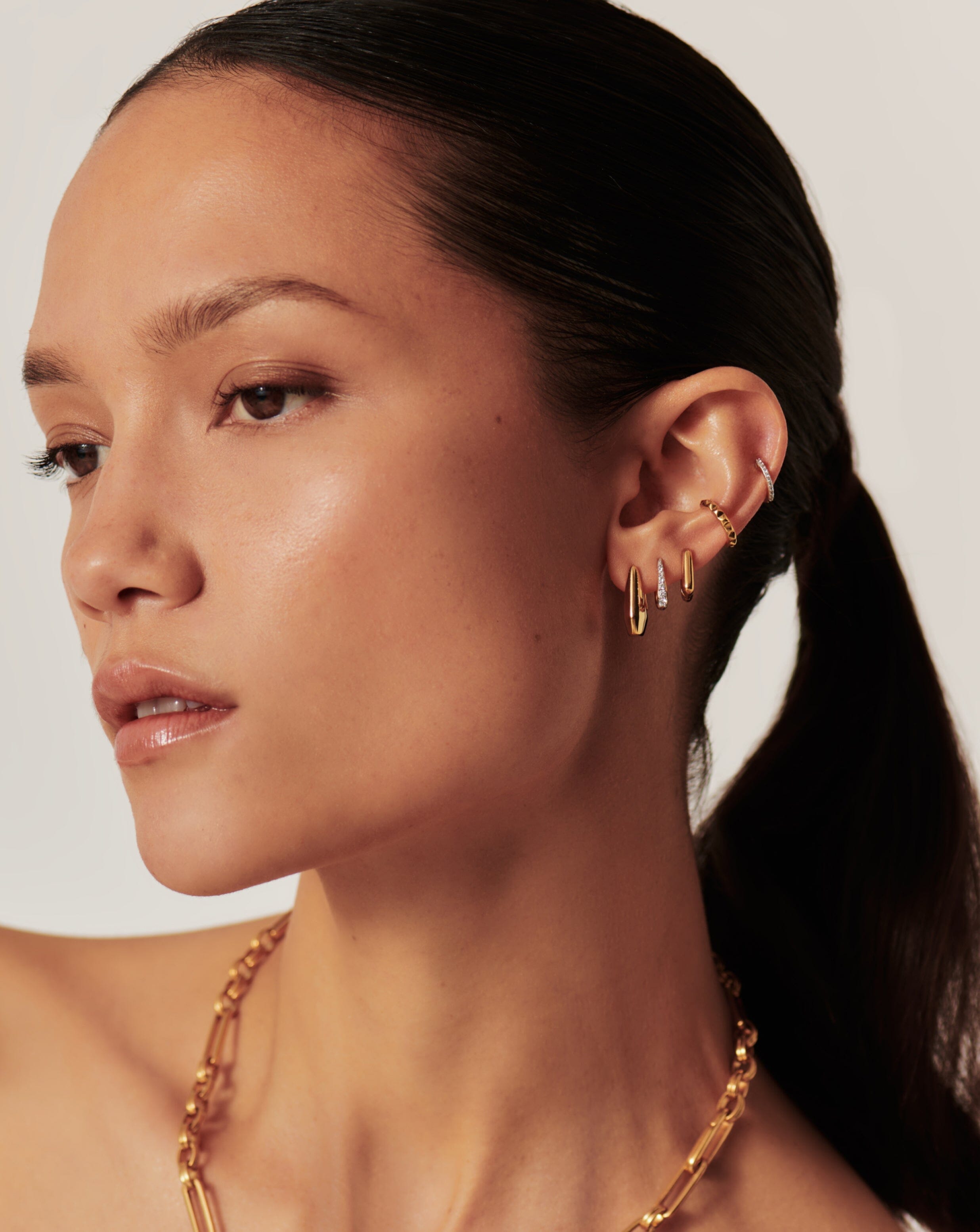 Lucy Williams Arco Small Hoop Earrings - 18k Gold Vermeil | Minimalist Dainty Jewelry for Everyday Wear & Special Occasions