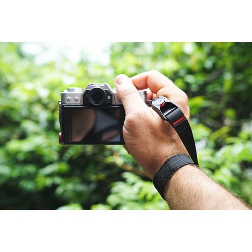 Peak Design Cuff Camera Wrist Strap (Black) - Secure & Comfortable DSLR/Mirrorless Camera Wrist Strap for Photographers - Perfect for Travel, Hiking & Outdoor Photography