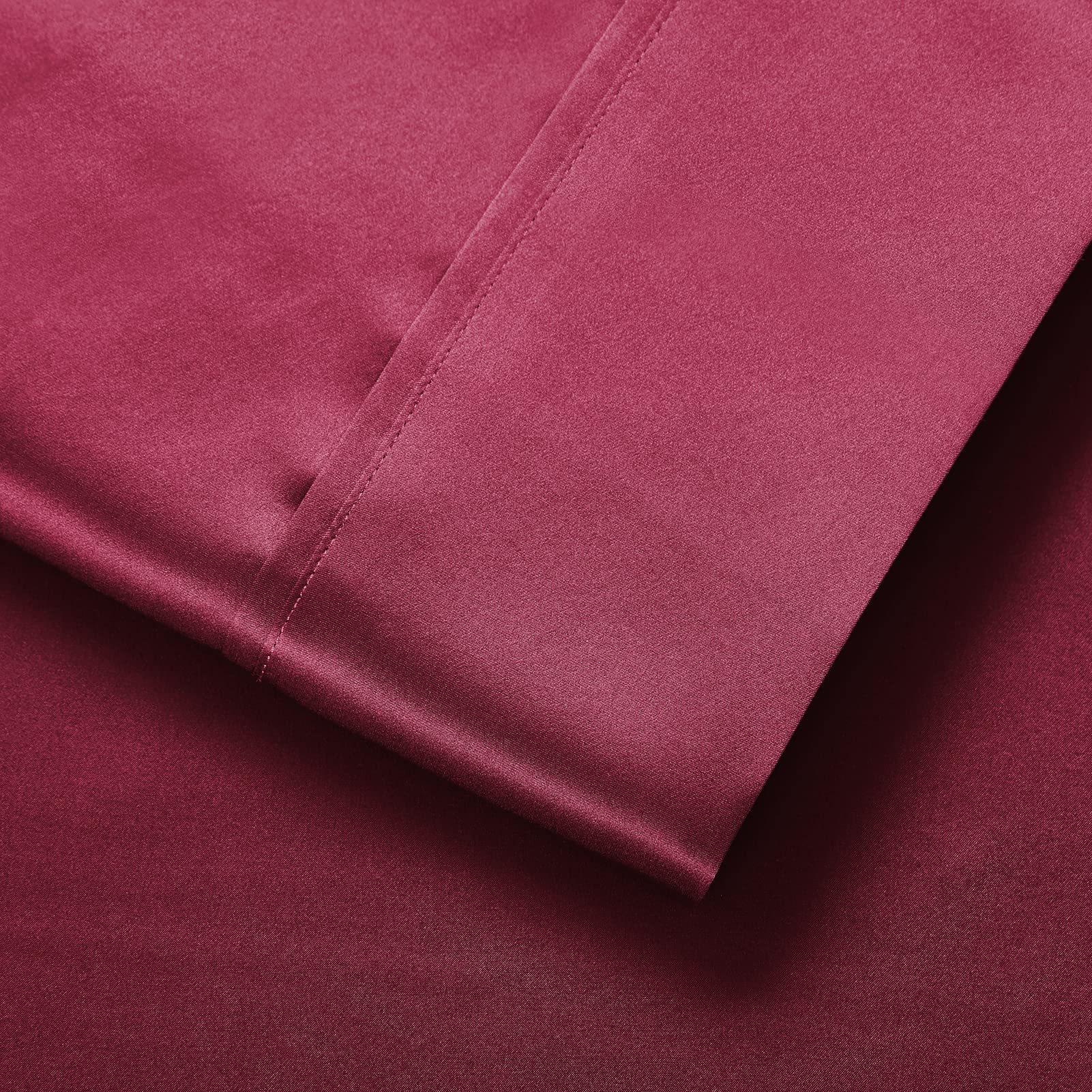 Luxury Lanest Silk Satin Sheet Set - King Size Cooling Hypoallergenic Bed Sheets with Deep Pockets, Soft Satin Fabric in Scarlet Red - Perfect for Hot Sleepers & Allergy Sufferers, Ideal for Master Bedrooms & Guest Rooms