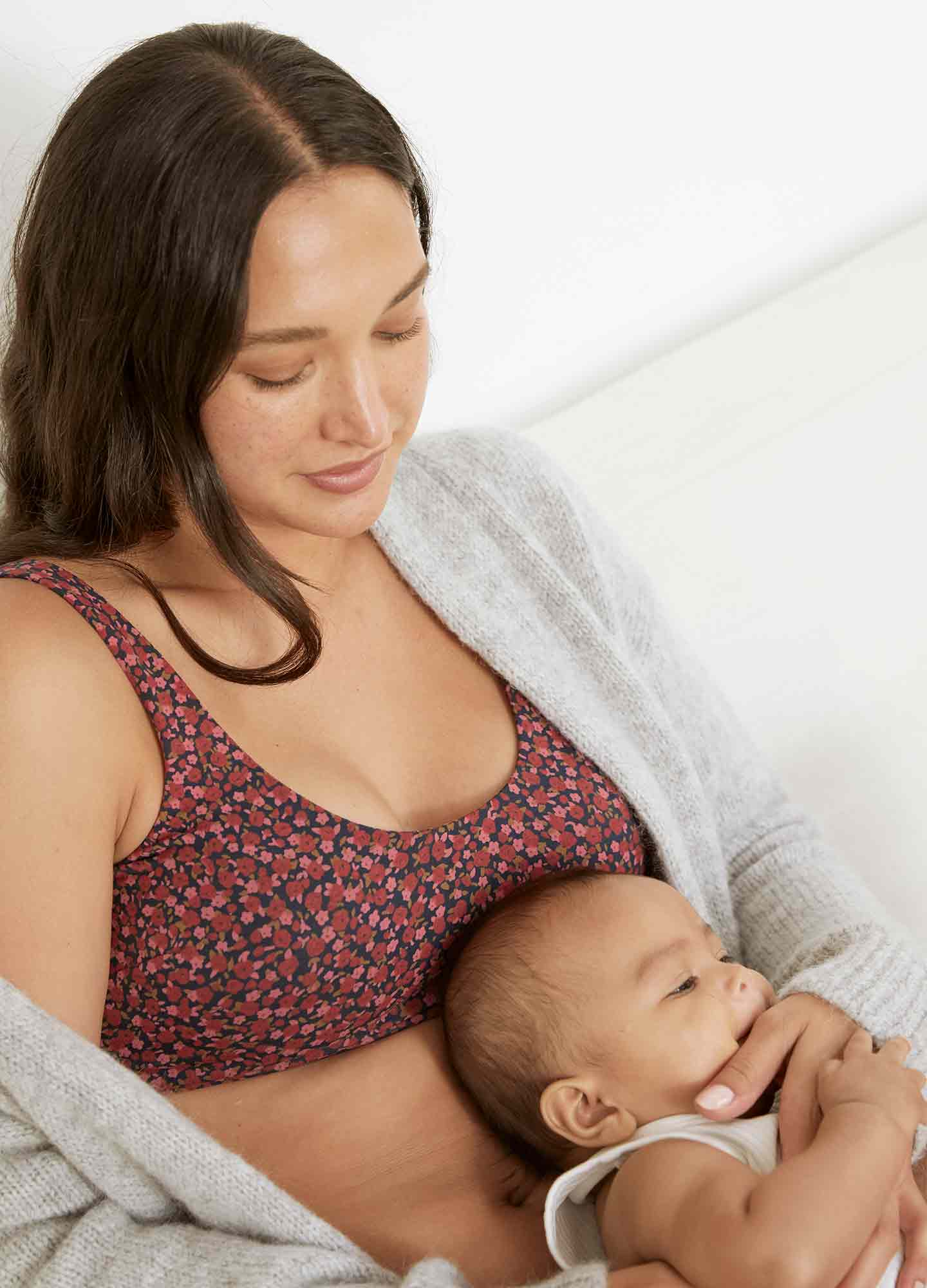 Comfortable Skin-to-Skin Bra for Women - Seamless Wireless Support for Yoga, Sleep & Everyday Wear