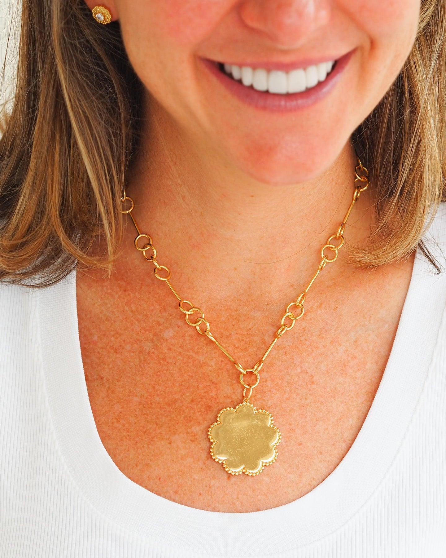 Goldbug Collection Large Scalloped Pendant Necklace - Elegant Gold-Plated Statement Jewelry for Women | Perfect for Parties, Weddings & Special Occasions