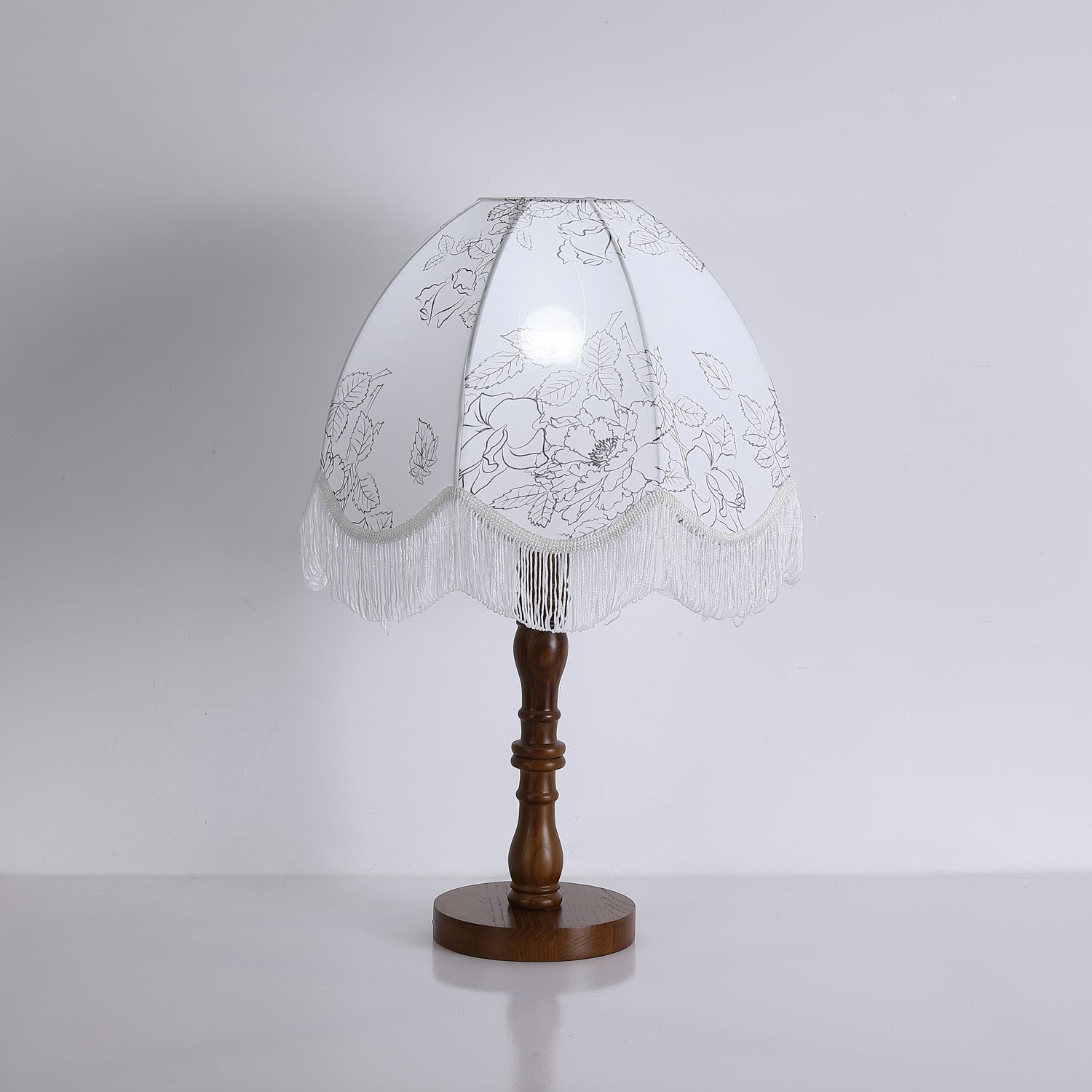 Elegant Printed Tassel Table Lamp - Modern Home Decor for Bedroom, Living Room & Office - Soft Lighting Accent for Cozy Ambience