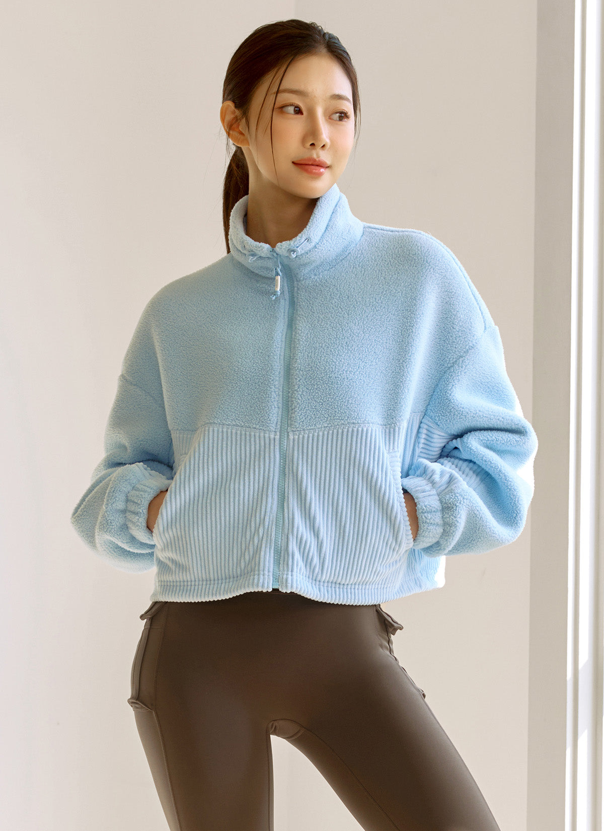 Stylish Corduroy & Fleece Zip Up Jacket for Men & Women | Warm Winter Outerwear for Casual Outings & Outdoor Activities