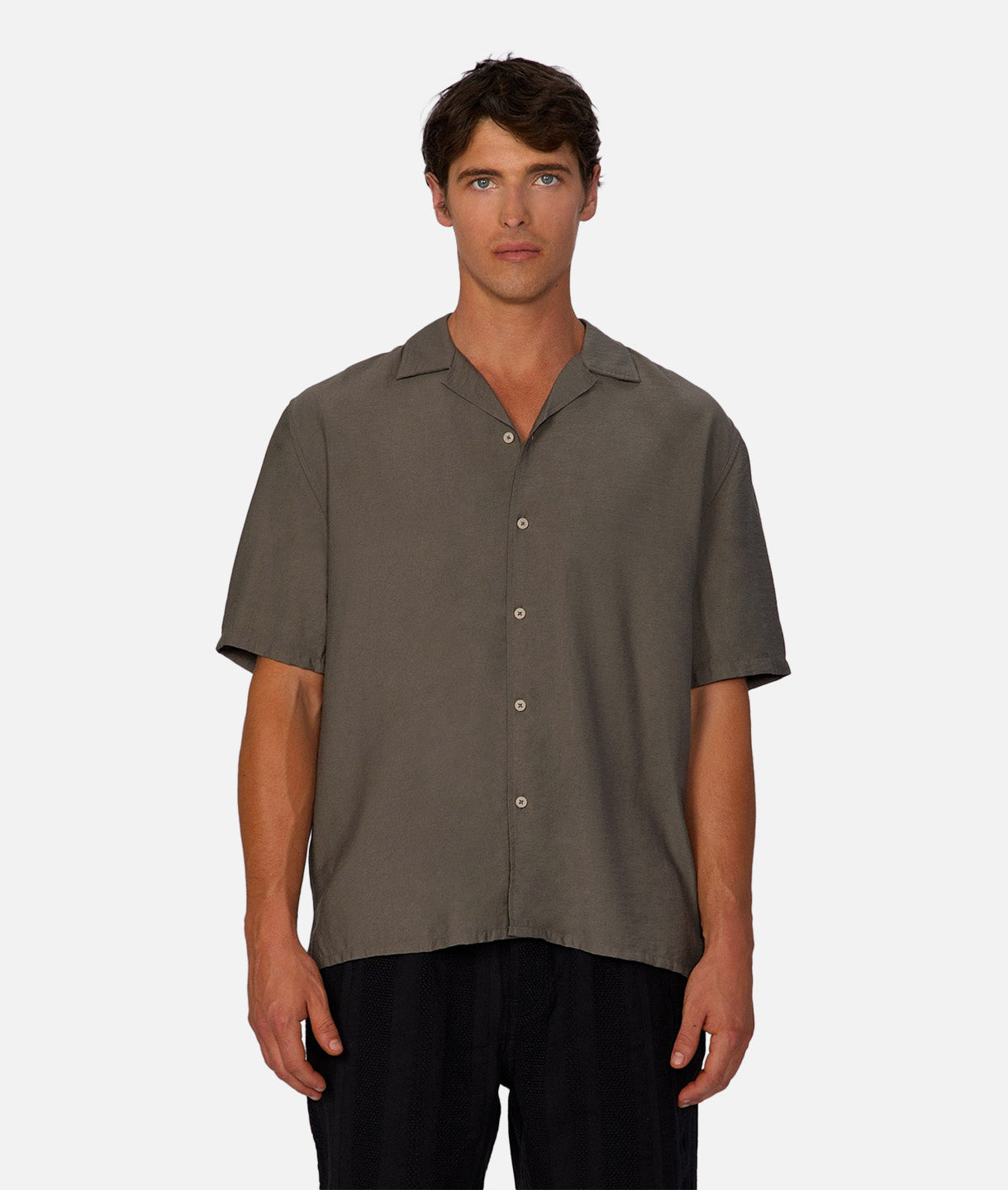 Premium Short Sleeve Periera Shirt for Men - Stylish Oregano Green Casual Wear - Perfect for Office, Travel & Outdoor Activities
