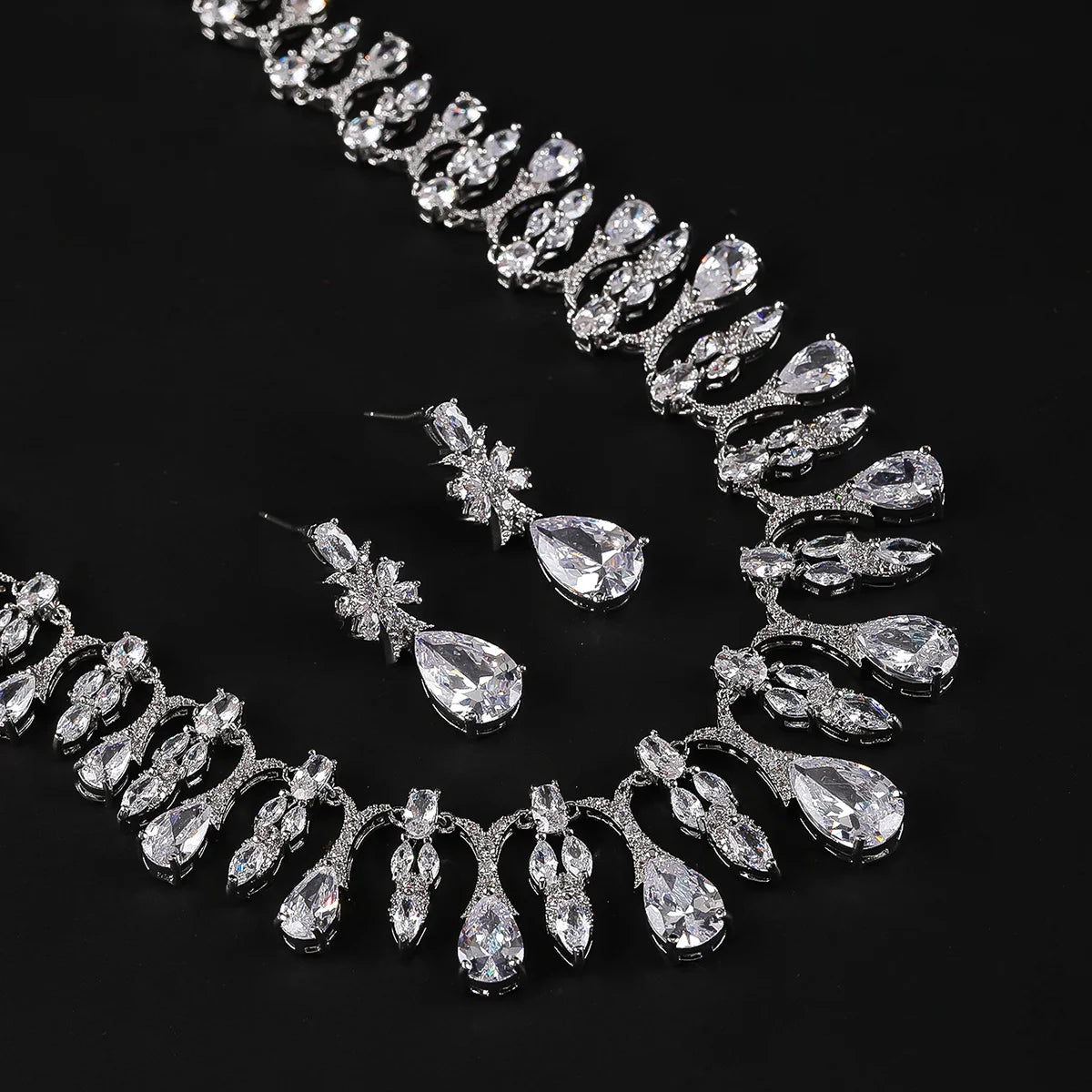 Luxury 2-Piece Water Drop Cubic Zirconia Necklace and Earrings Set for Brides - Wedding Jewelry Gift for Bride, Bridesmaid, Anniversary - Perfect for Weddings, Engagements, and Special Occasions