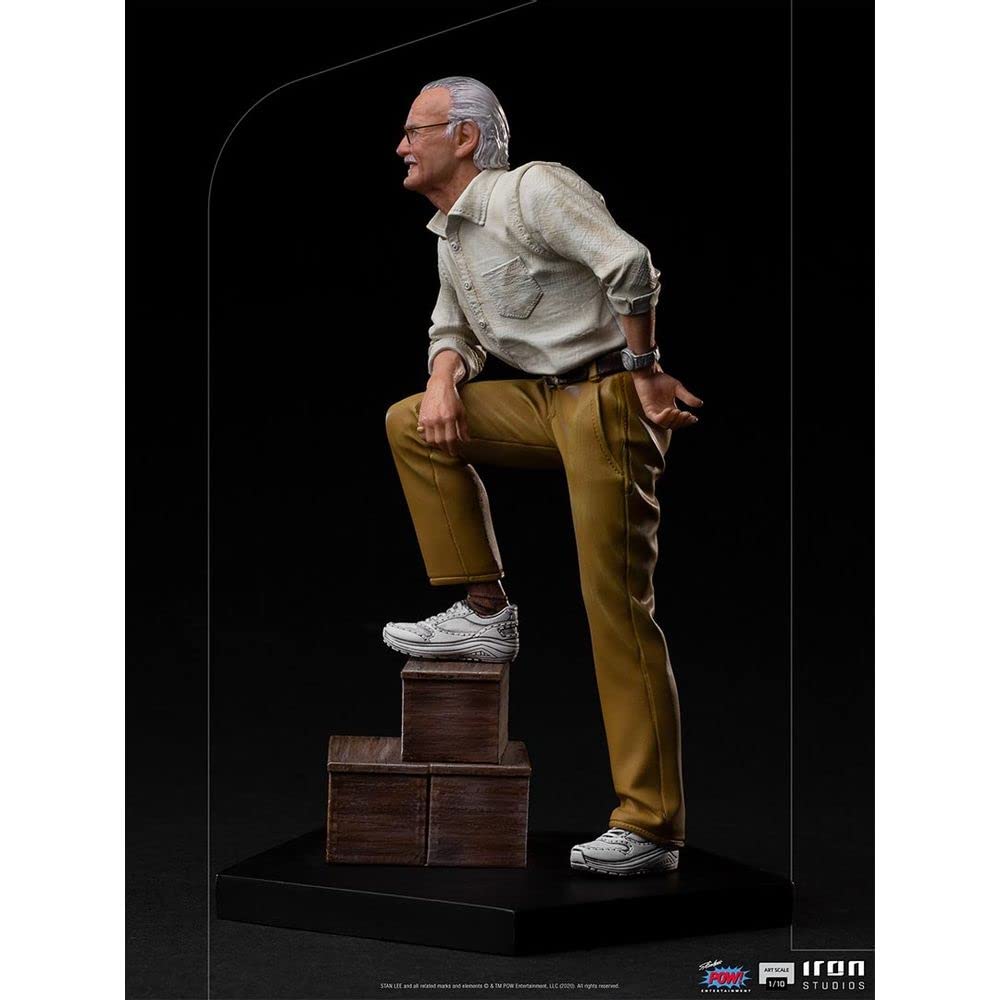 Iron Studios Stan Lee Art Scale 1/10 Statue - Marvel Comics Legend Collectible Figure for Display & Home Decor