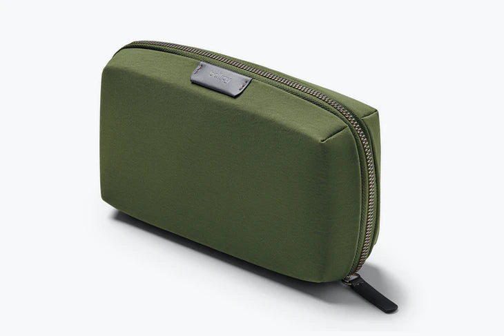 Bellroy Premium Tech Organizer - Slim & Durable Travel Tech Pouch for Laptops, Phones, Cables & Accessories - Perfect for Business Travel & Daily Commute