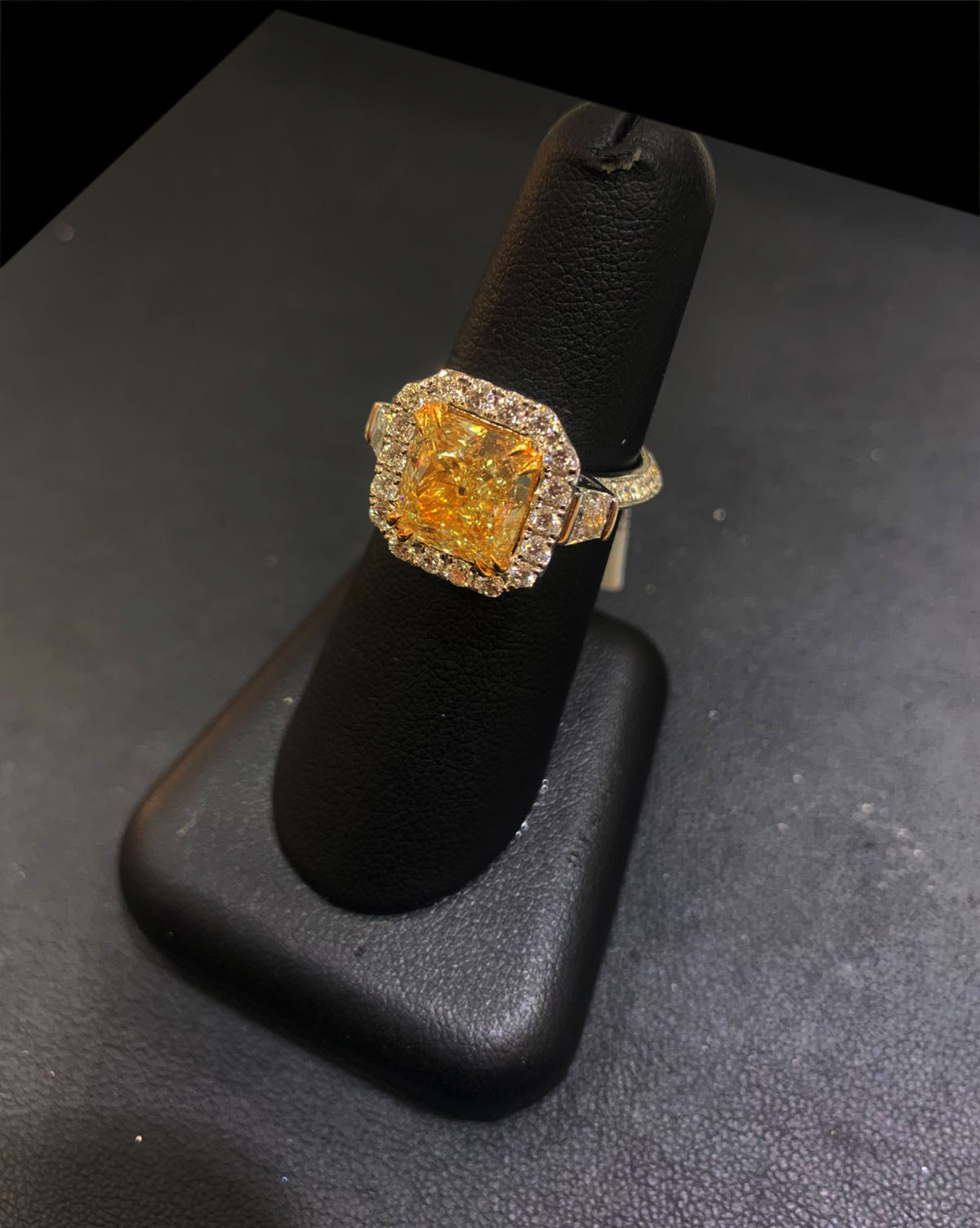 18K White Gold Yellow Diamond Ring for Women - Elegant Engagement, Wedding & Anniversary Jewelry Gift - Perfect for Proposals, Bridal & Special Occasions