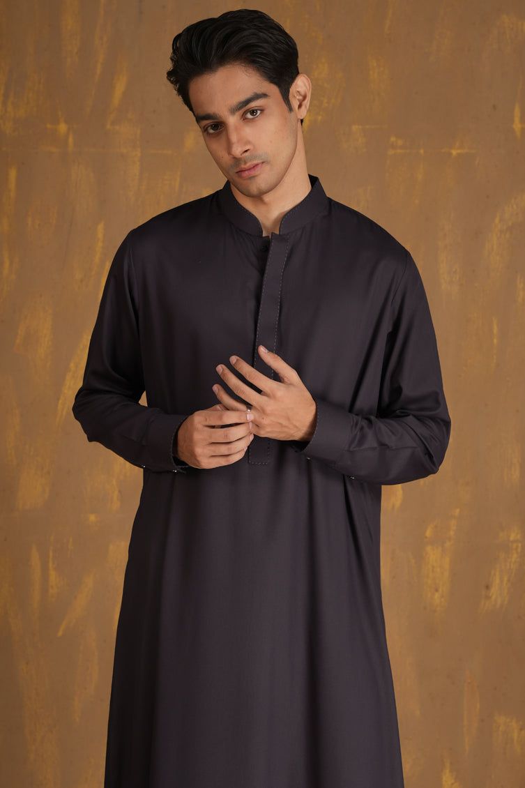 Premium Blended Deep Purple Jubba by J. Junaid Jamshed - Elegant Islamic Abaya for Women - Perfect for Eid, Weddings & Special Occasions