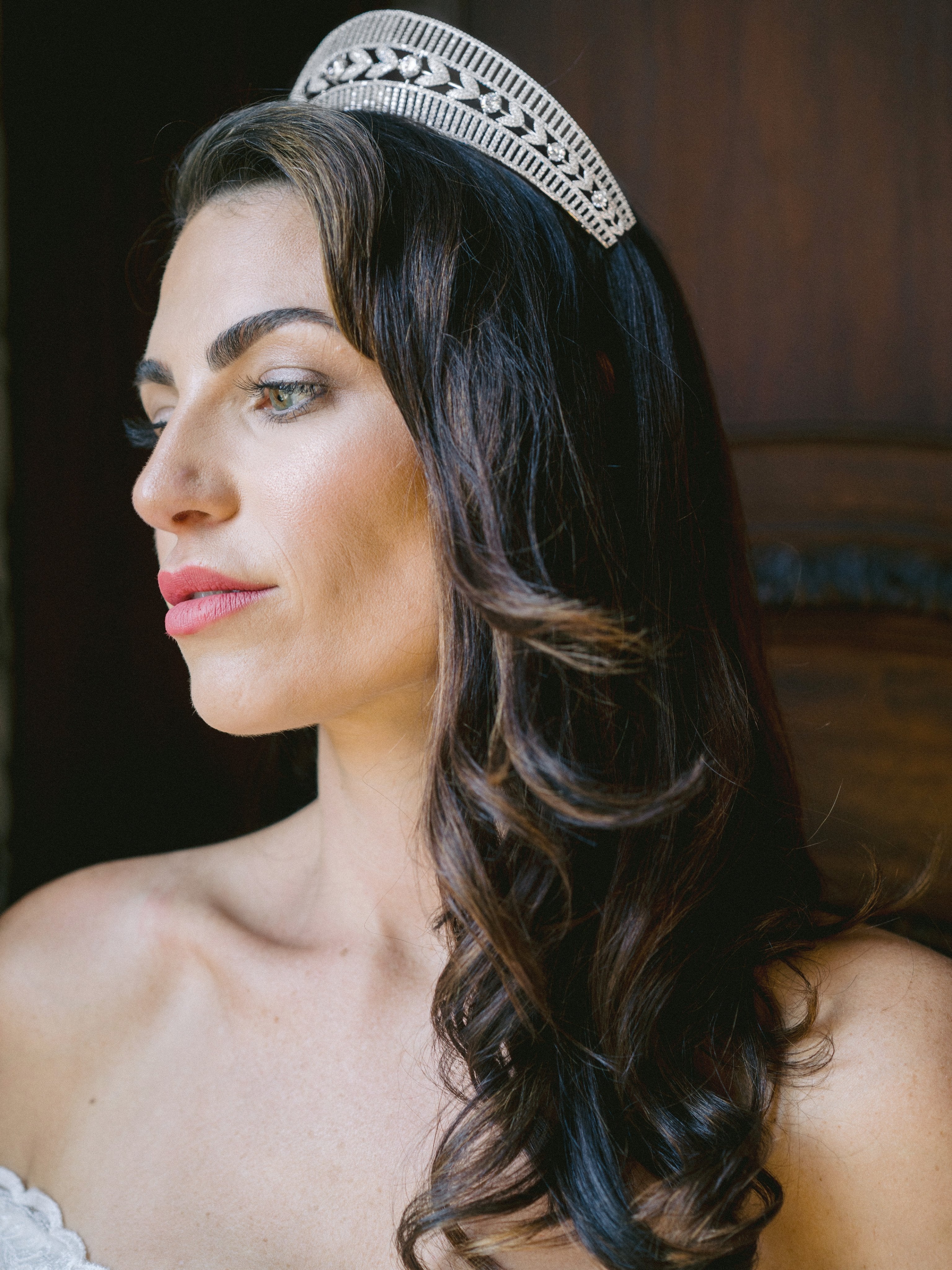 QUINN Simulated Diamond Bridal Tiara – Sparkling Wedding Crown for Brides, Princess Costume & Special Occasions