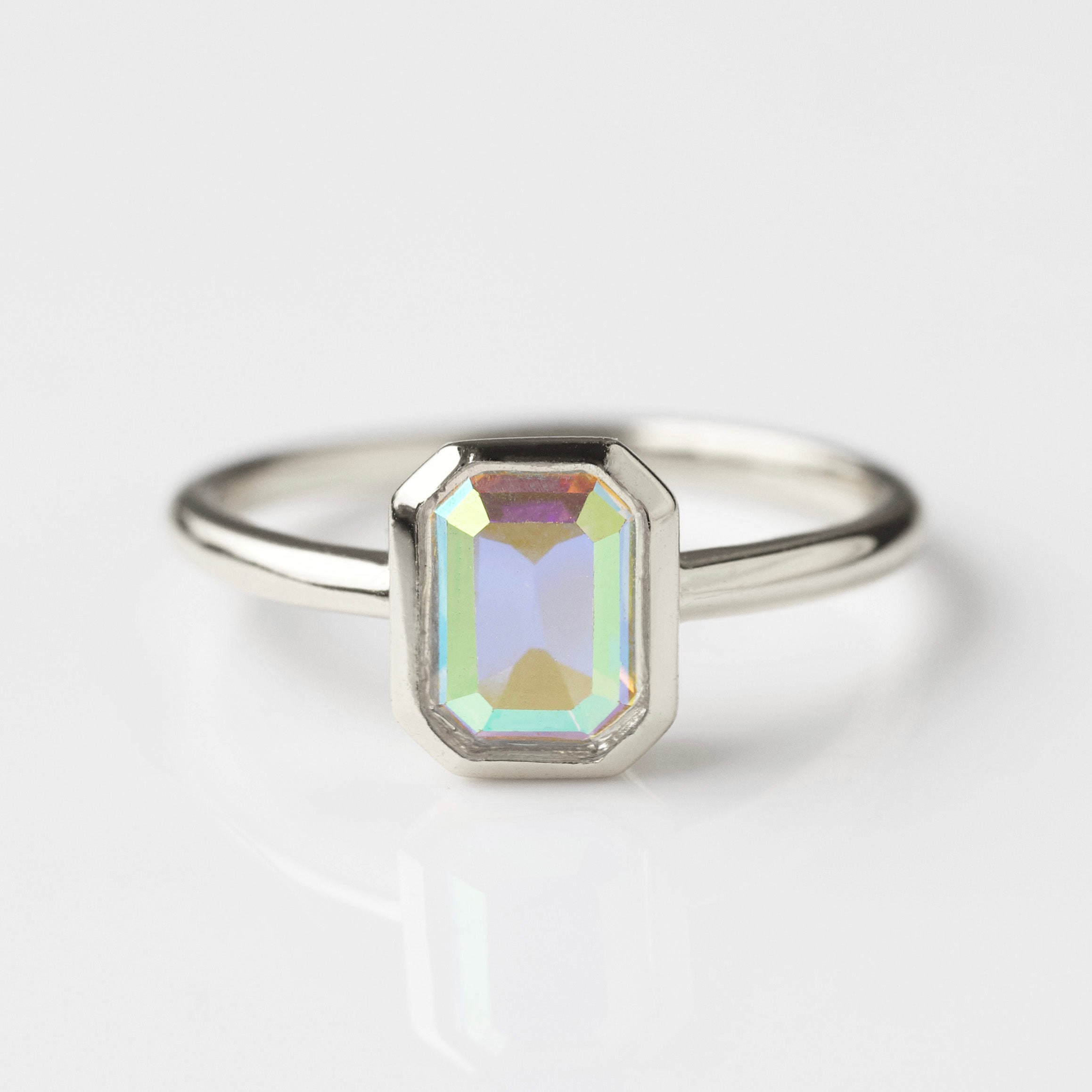 Louise Thompson Lucky Glimmers Ring - Elegant Sterling Silver Ring for Women, Perfect for Everyday Wear, Gift Giving & Special Occasions