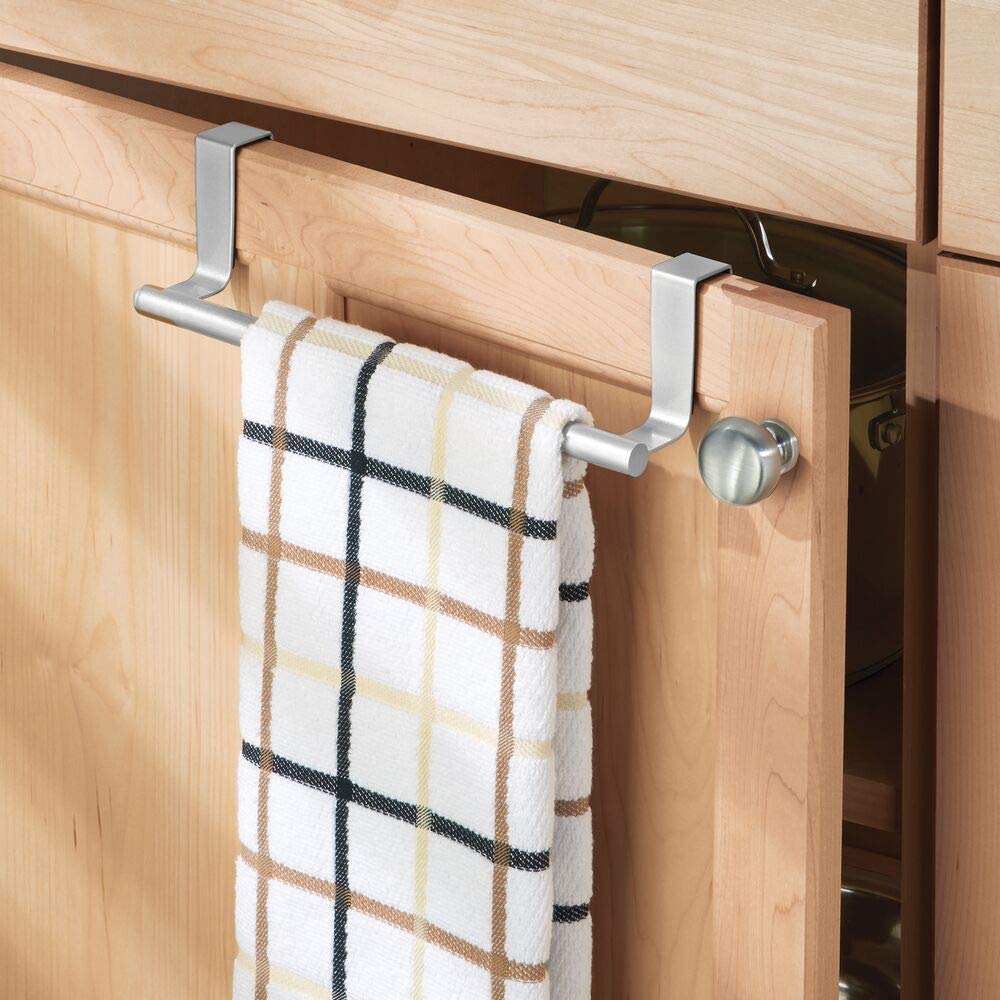 mDesign Chrome Metal Over the Cabinet Door Towel Holder - Hand Dish & Tea Towel Rack Organizer for Kitchen Bathroom - Omni Collection - Space Saving Storage Solution for Small Spaces