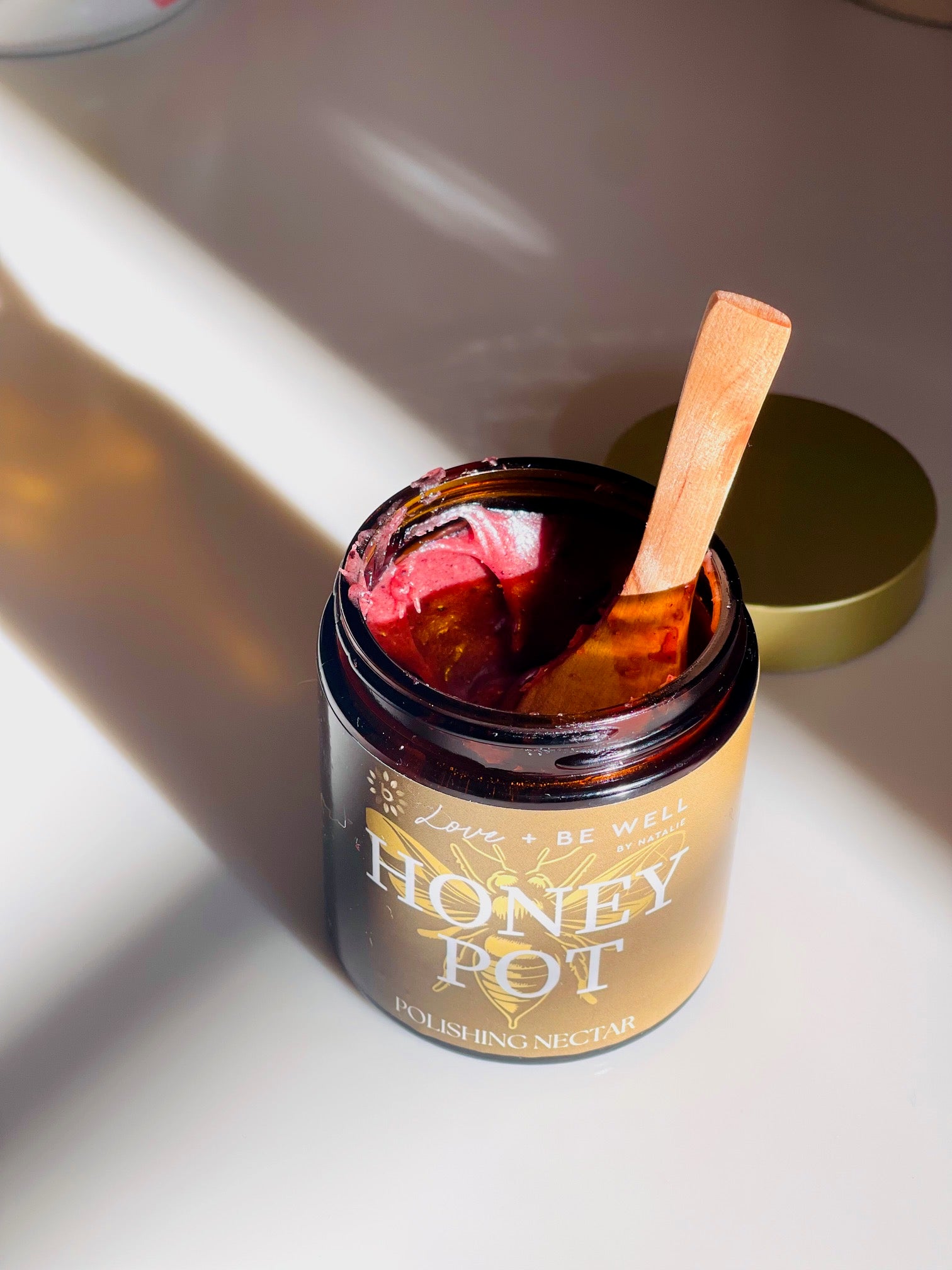 Organic Honey Pot Polishing Nectar - Natural Lip Scrub & Moisturizer for Soft, Smooth Lips | Perfect for Dry Lips, Pre-Makeup Prep & Nighttime Lip Care Routine