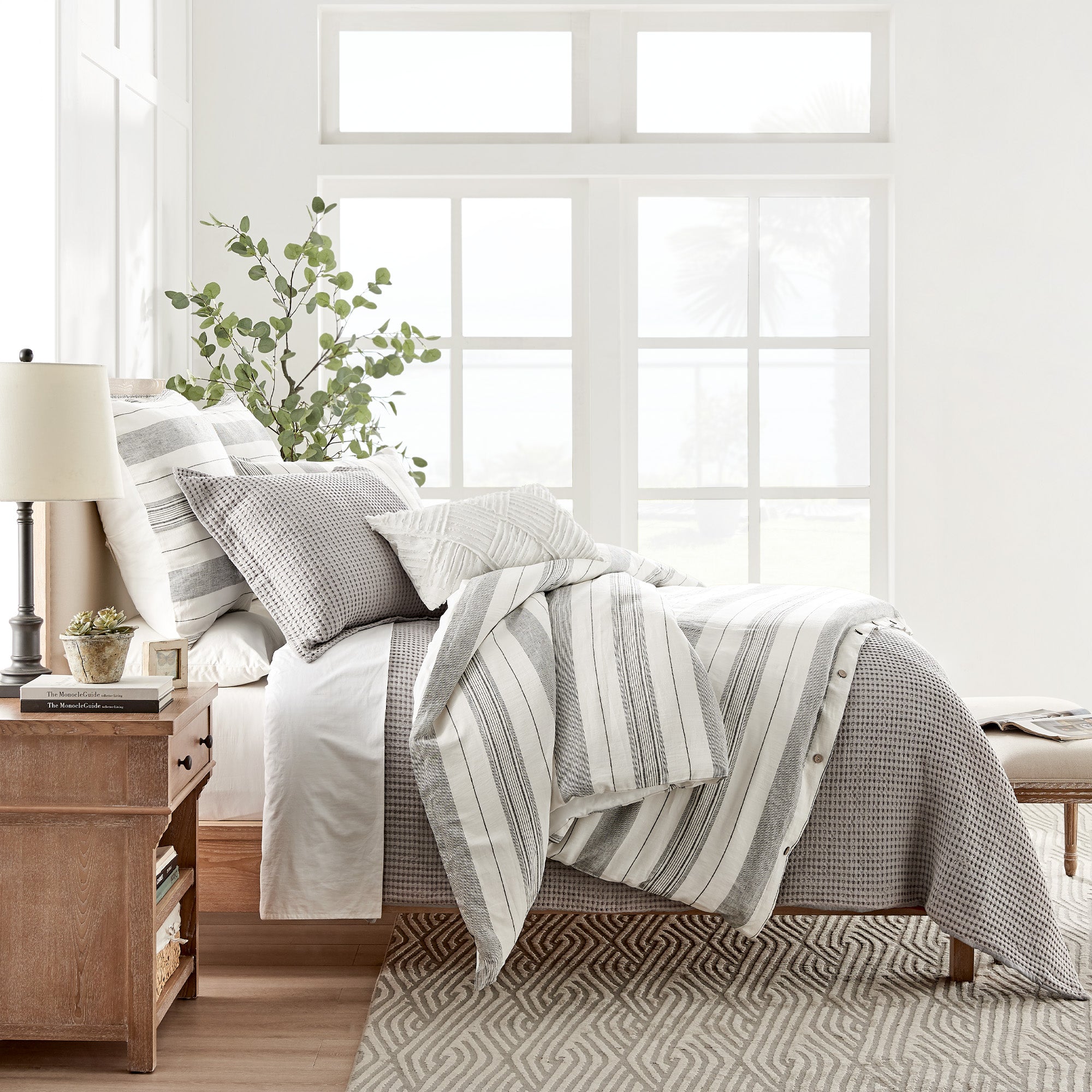 Premium Monroe Linen Duvet Cover Set - Queen Size, 3-Piece Bedding Set with Pillowcases - Breathable & Soft 100% French Flax Linen - Perfect for Cozy Bedrooms, Guest Rooms & Airbnbs