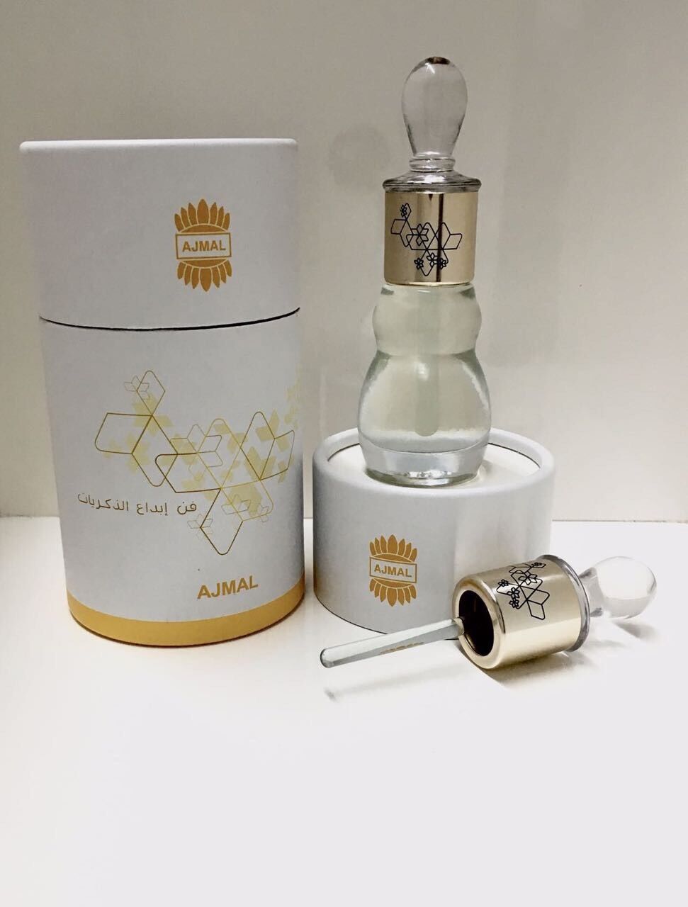 Ajmal White Musk Perfume Oil - 12ml Roll-On Fragrance for Women & Men | Long-Lasting Arabian Scent for Daily Wear, Date Nights & Special Occasions