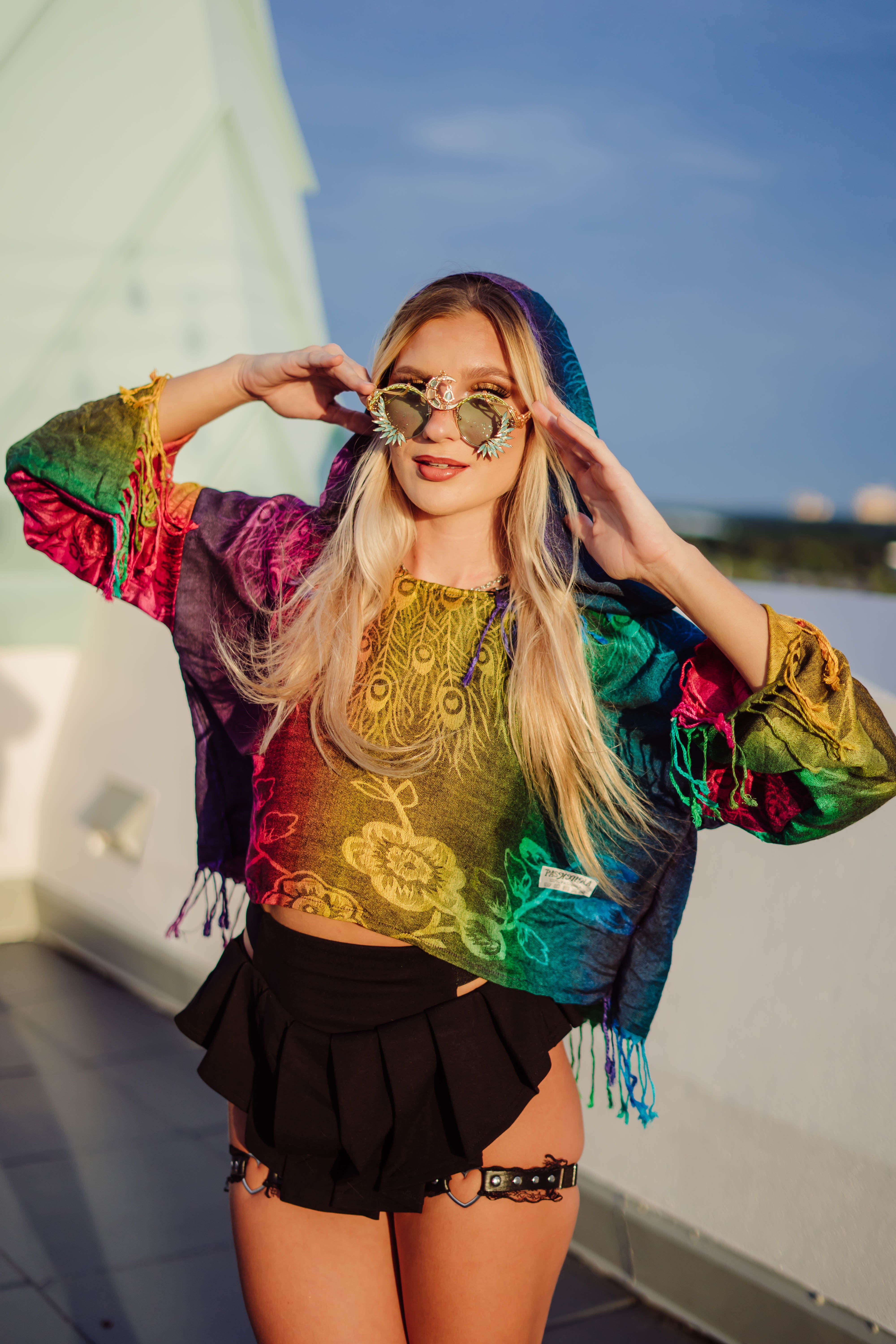 PASH LS Crop Top - Rainbow Feathers Print | Trendy Long Sleeve Cropped Shirt for Women | Perfect for Music Festivals, Parties & Casual Outfits