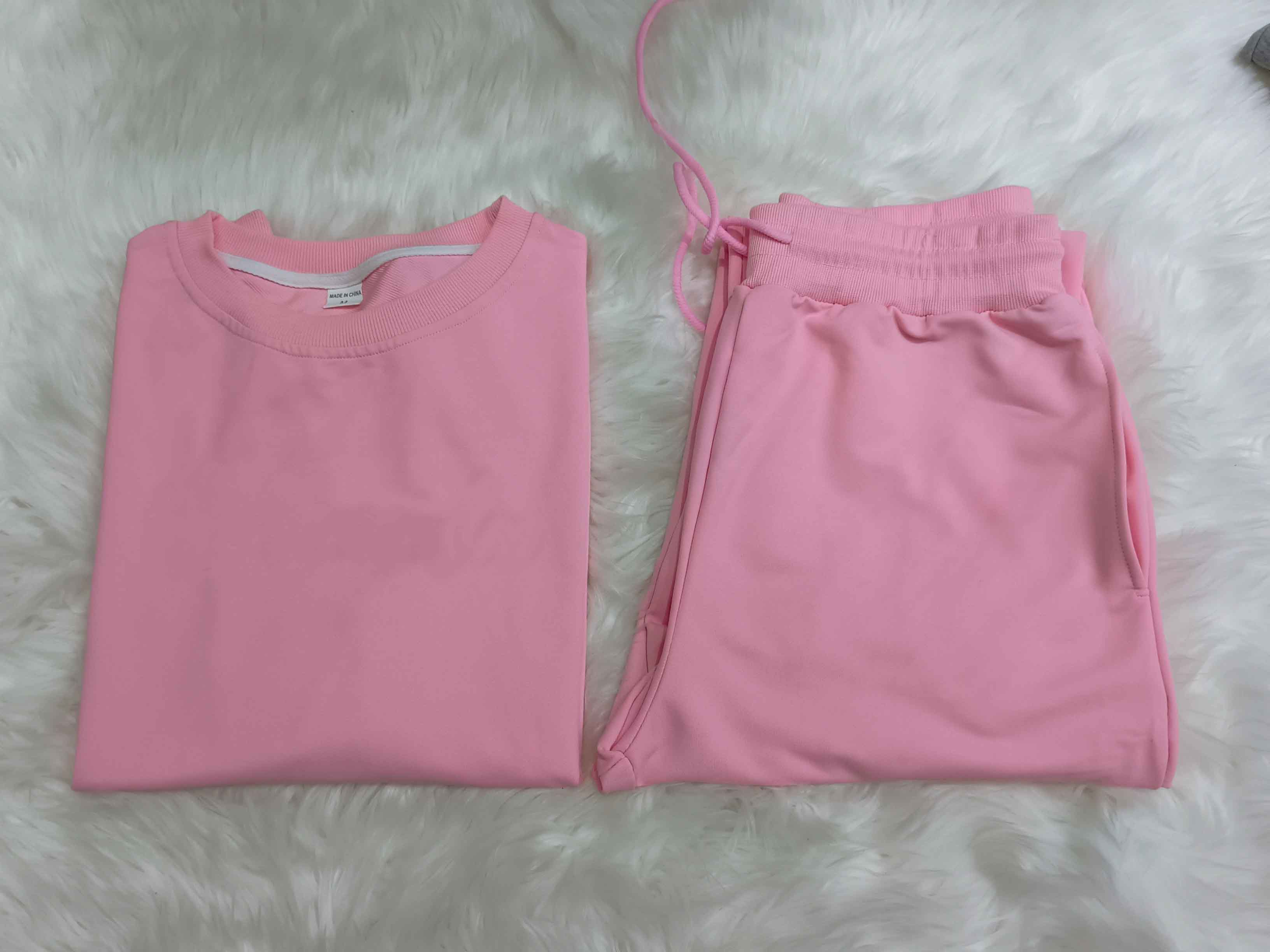 Women's Casual 2-Piece Outfit Set - Comfortable T-Shirt & Shorts Lounge Wear for Summer, Travel, and Home Relaxation