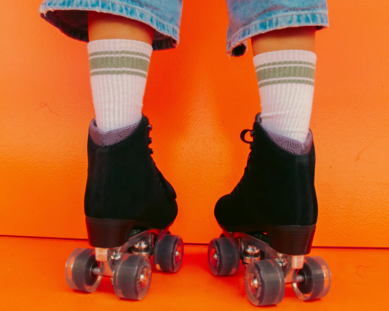 Chuffed Skates Wanderer Roller Skates for Women & Men - Premium Black Outdoor/Indoor Quad Roller Skates for Beginners & Pros - Perfect for Rink, Park, Street Skating & Fitness