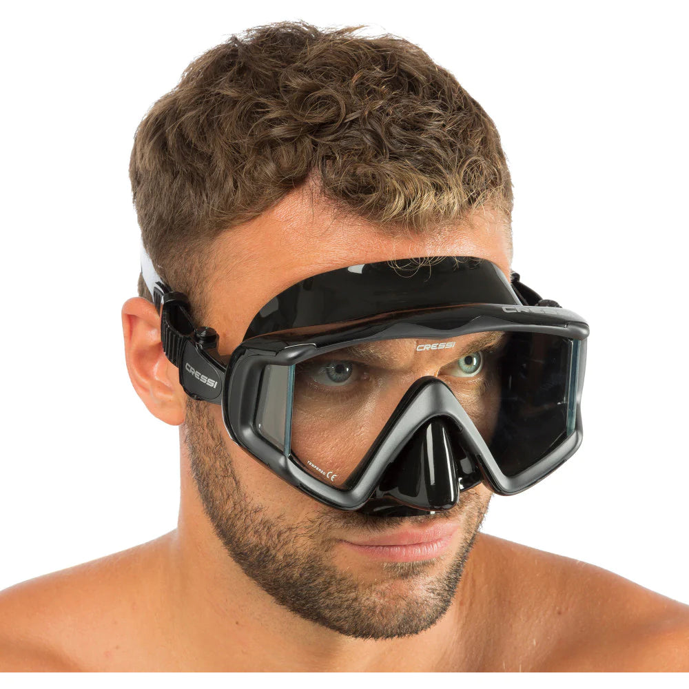 Cressi Liberty Triside SPE Black/Graphite Freediving Snorkeling Mask - Perfect for Scuba Diving, Spearfishing & Underwater Photography