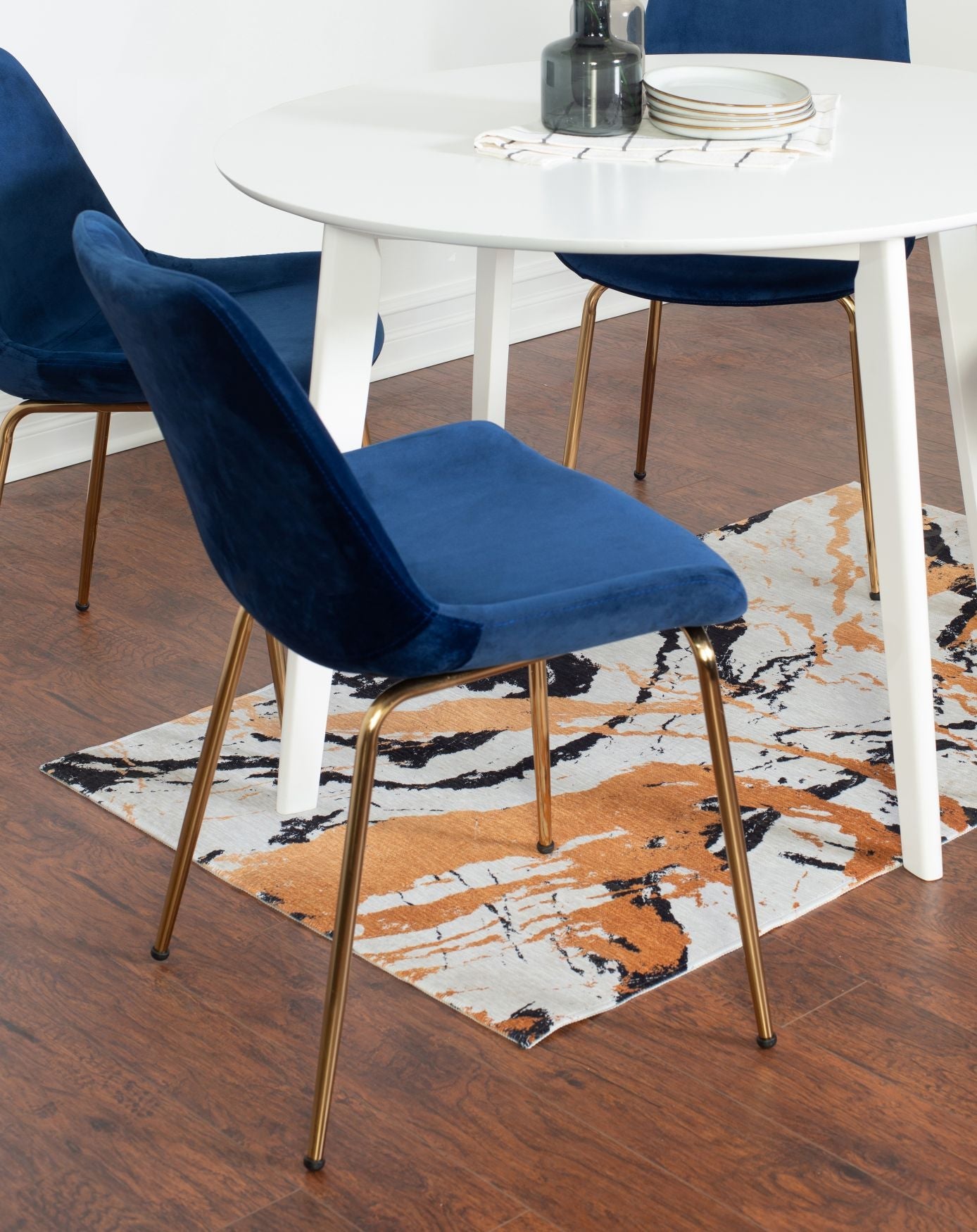 Roundhill Furniture Aufurr 3-Piece Modern Dining Set - 36