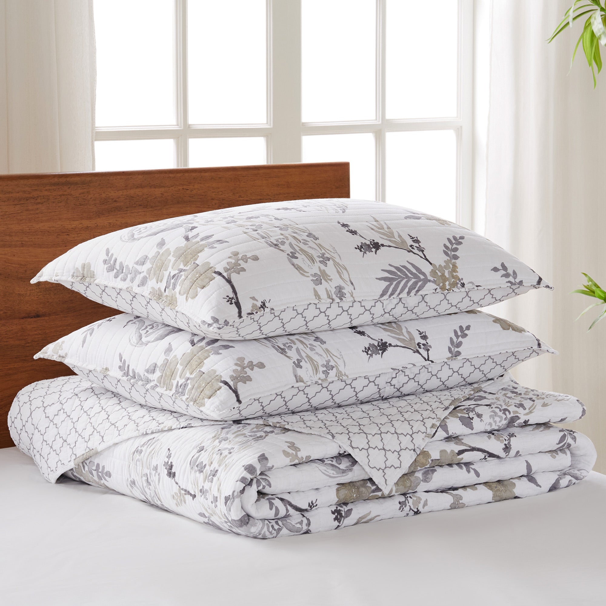 Pisa Bedspread Set - Queen Size Luxury Cotton Bedding with Elegant Embroidery - Perfect for Master Bedroom, Guest Room & Cozy Home Decor