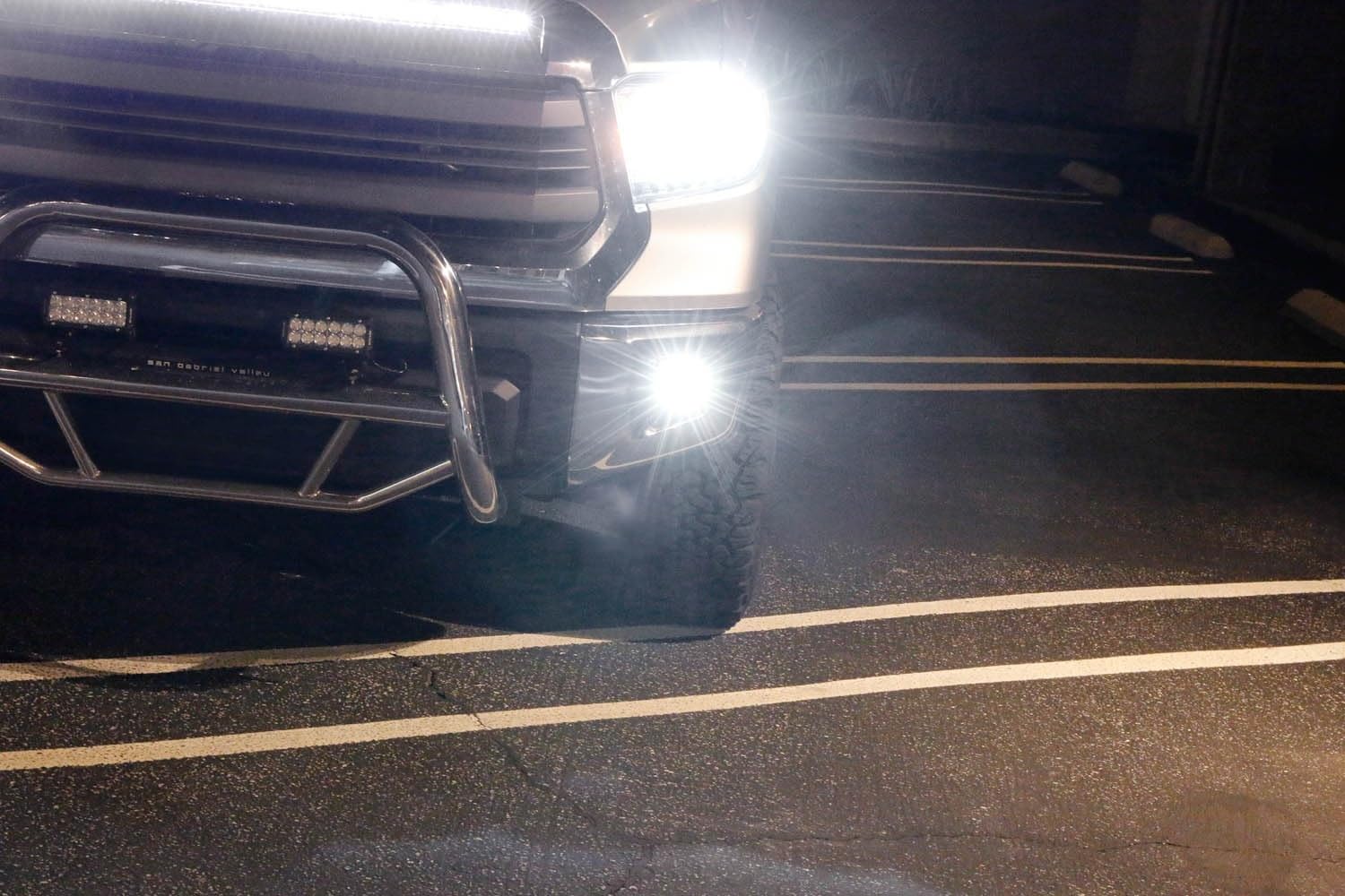 iJDMTOY White LED Pod Light Fog Lamp Kit for 2014-2021 Toyota Tundra - 2x 20W High Power LED Cubes with Foglight Bezel Covers, Mounting Brackets & Wiring Harness - Perfect for Off-Roading, Night Driving & Foggy Conditions