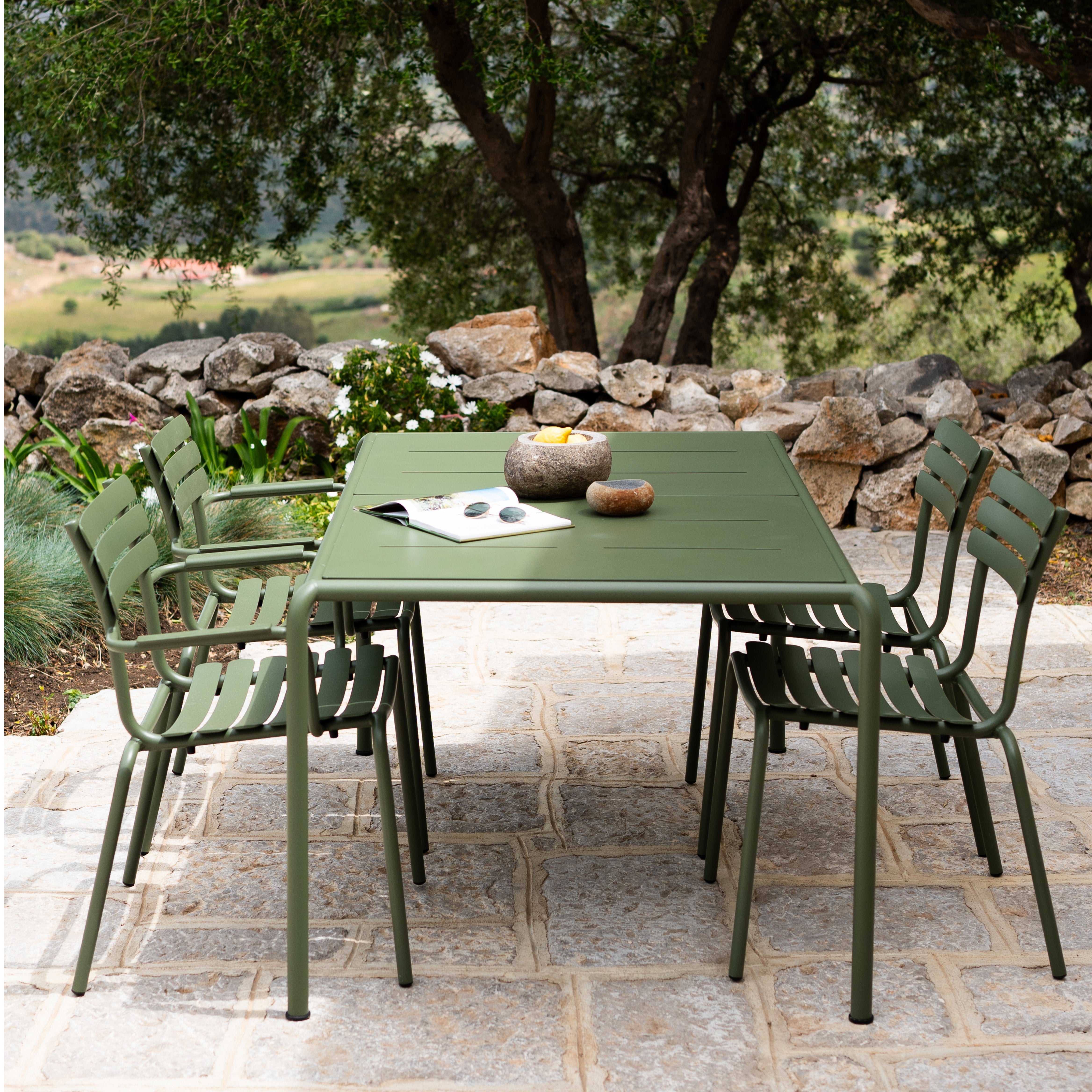 ALUA Outdoor Armchair - Lightweight Folding Patio Chair with Cup Holder, Waterproof & Rust-Resistant - Perfect for Backyard, Poolside, Camping, and Beach Relaxation