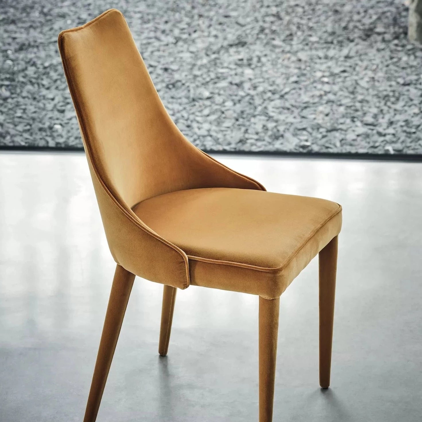 Bontempi Clara Chair - Modern Accent Chair for Living Room, Bedroom & Office - Stylish Upholstered Armchair with Wooden Legs - Perfect for Home Decor & Relaxation