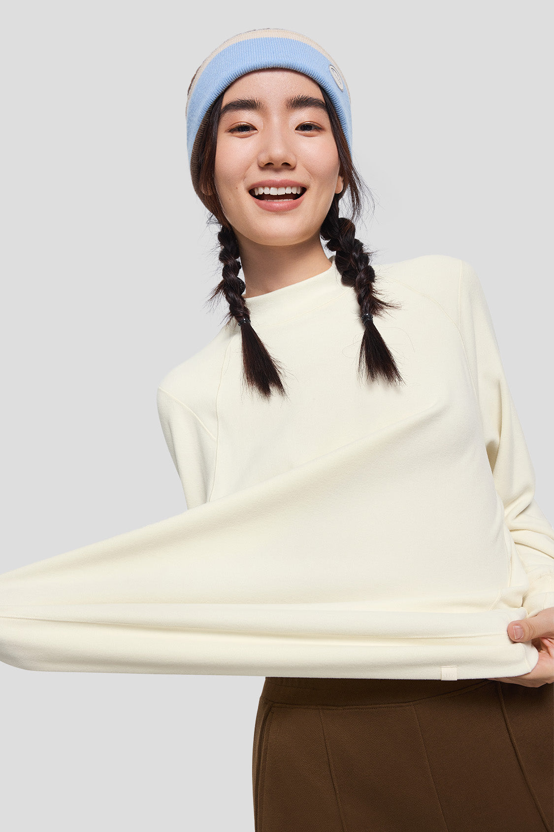 Cozy Fleece Women's Relaxed Mid Warmth Mock Neck Top - Soft Winter Layering Shirt for Casual Wear & Outdoor Activities