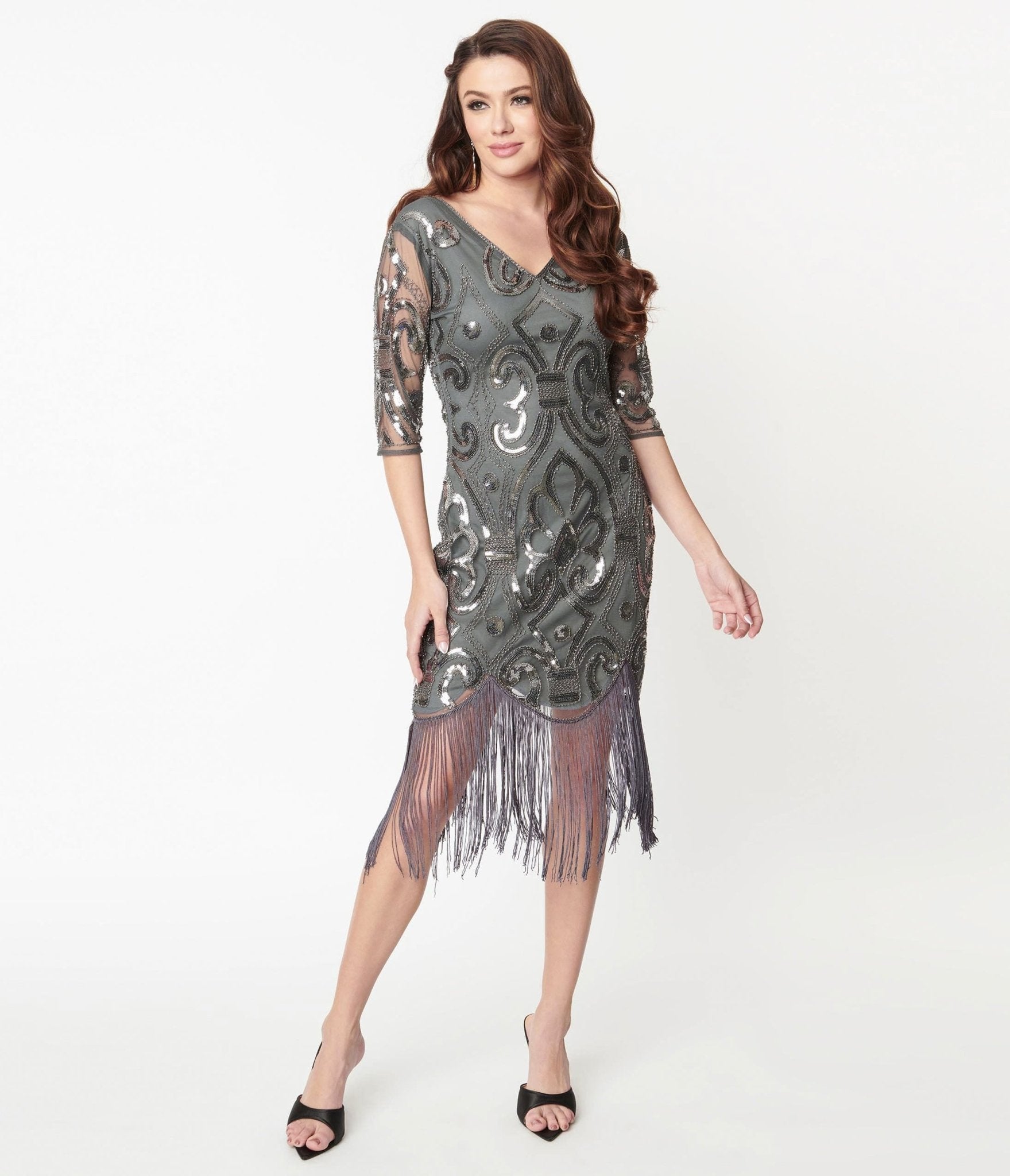 Vintage 1920s Grey Silver Beaded Flapper Dress - Lynette Style Roaring 20s Gatsby Party Costume for Halloween, Themed Events & Retro Photoshoots