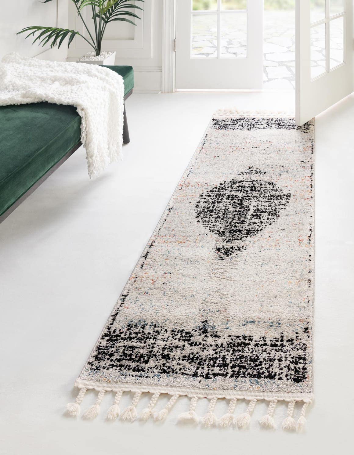 Unique Loom Aramis Collection Area Rug - Selif Runner (2' x 8', Ivory/Black) | Non-Slip Vintage Pattern Rug for Living Room, Bedroom & Hallway Decor