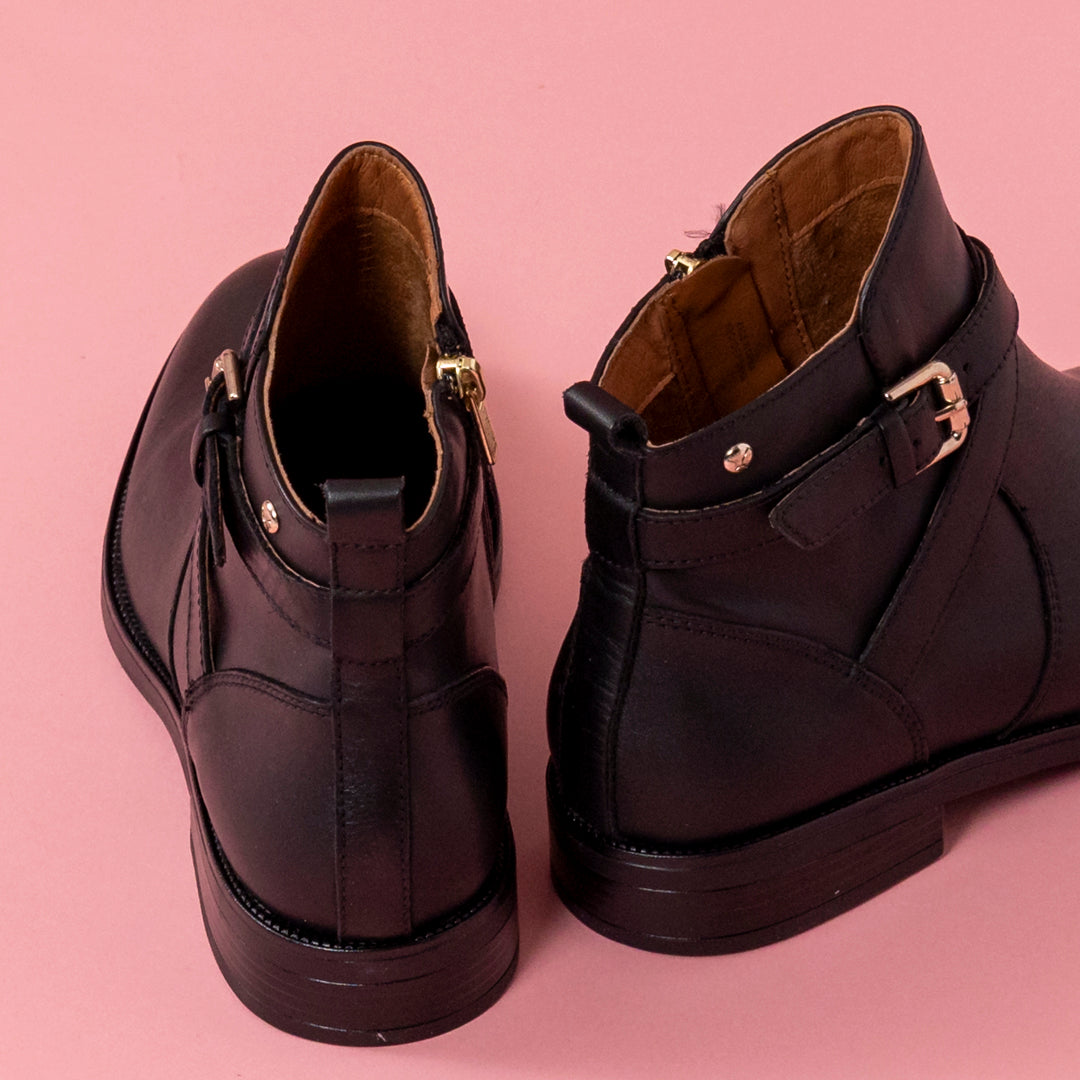 Authentic PIKOLINOS Spanish Leather Shoes for Men & Women | Comfortable & Stylish Footwear for Casual, Office & Travel | Buy Now