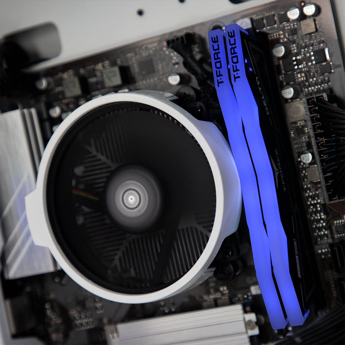High-Performance Cobalt RTX 4060 Ryzen 5 7600 Gaming PC - Ultimate Gaming & Streaming Desktop Computer for 4K Gaming, VR & Content Creation