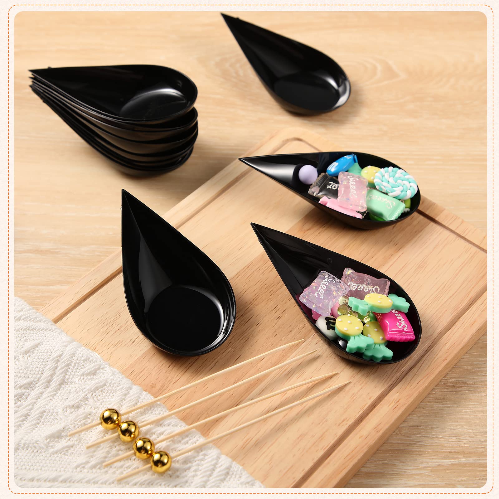 400 Pcs 4 Inch Black Tear Drop Mini Appetizer Plates & 200 Plastic Tasting Spoons with 200 Pearl Toothpicks - Elegant Catering Supplies for Wedding, Party, Cocktail Events - Perfect for Hors d'oeuvres, Desserts, and Finger Food Serving