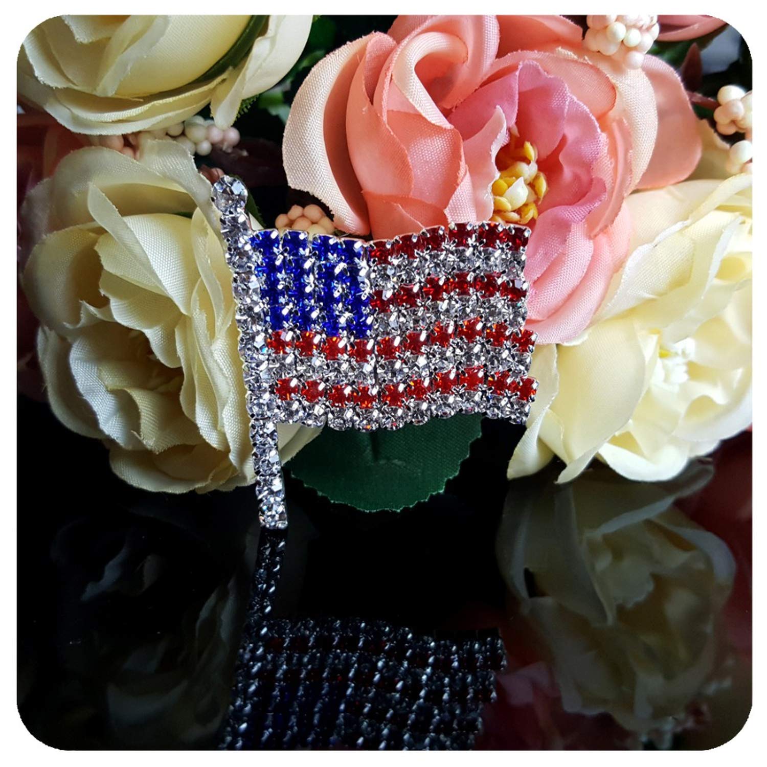 Sparkling Rhinestone USA Flag Brooch Pin - Patriotic Jewelry Gift for Women & Men | Perfect for Independence Day, Veterans Day & National Holidays