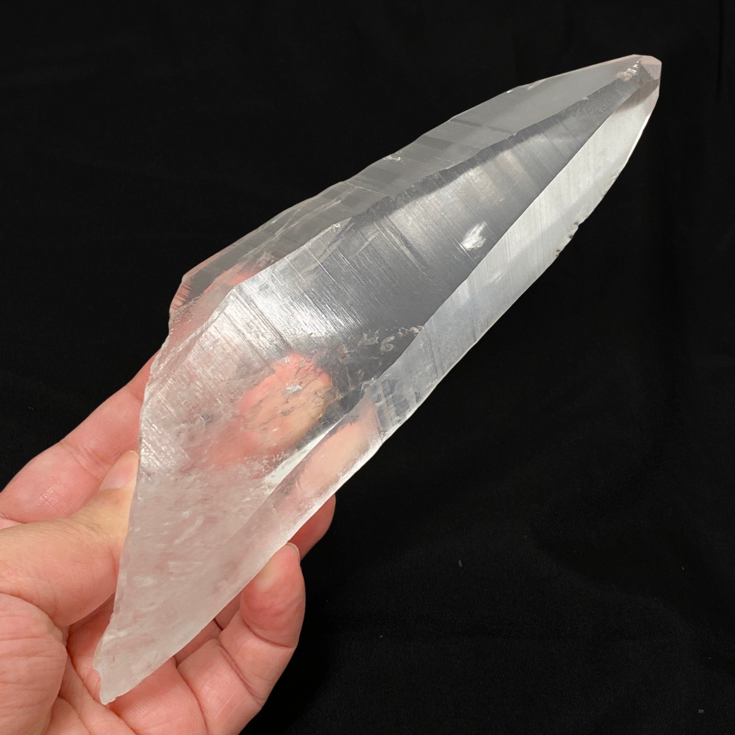 Lemurian Seed Crystal 205x55mm 581g Natural Healing Stone for Meditation, Energy Work & Spiritual Growth - Perfect for Reiki, Chakra Balancing & Home Decor