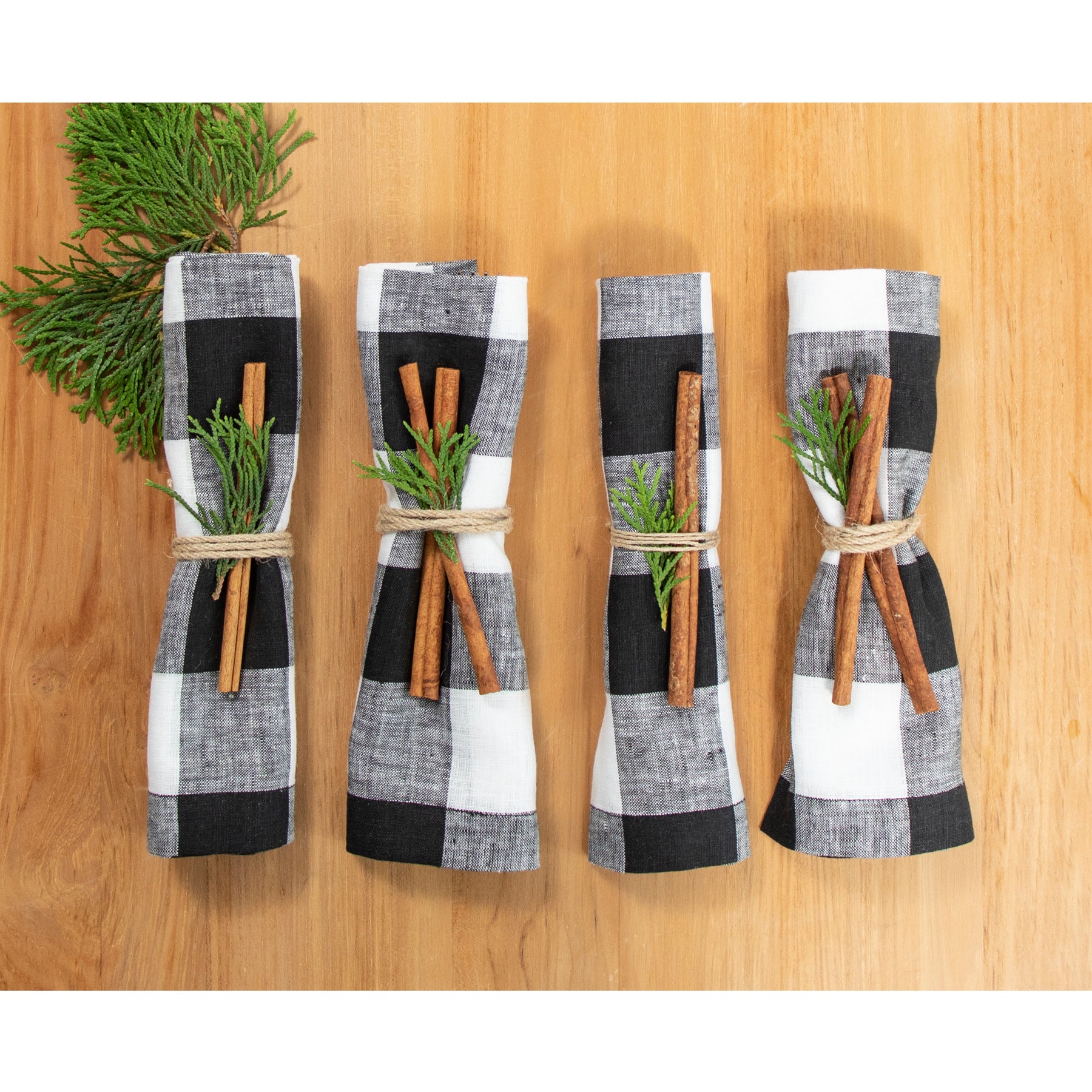 Buffalo Check Cotton Napkins - Set of 4 Premium Dinner Napkins for Farmhouse Dining, Holiday Table Setting & Rustic Home Decor