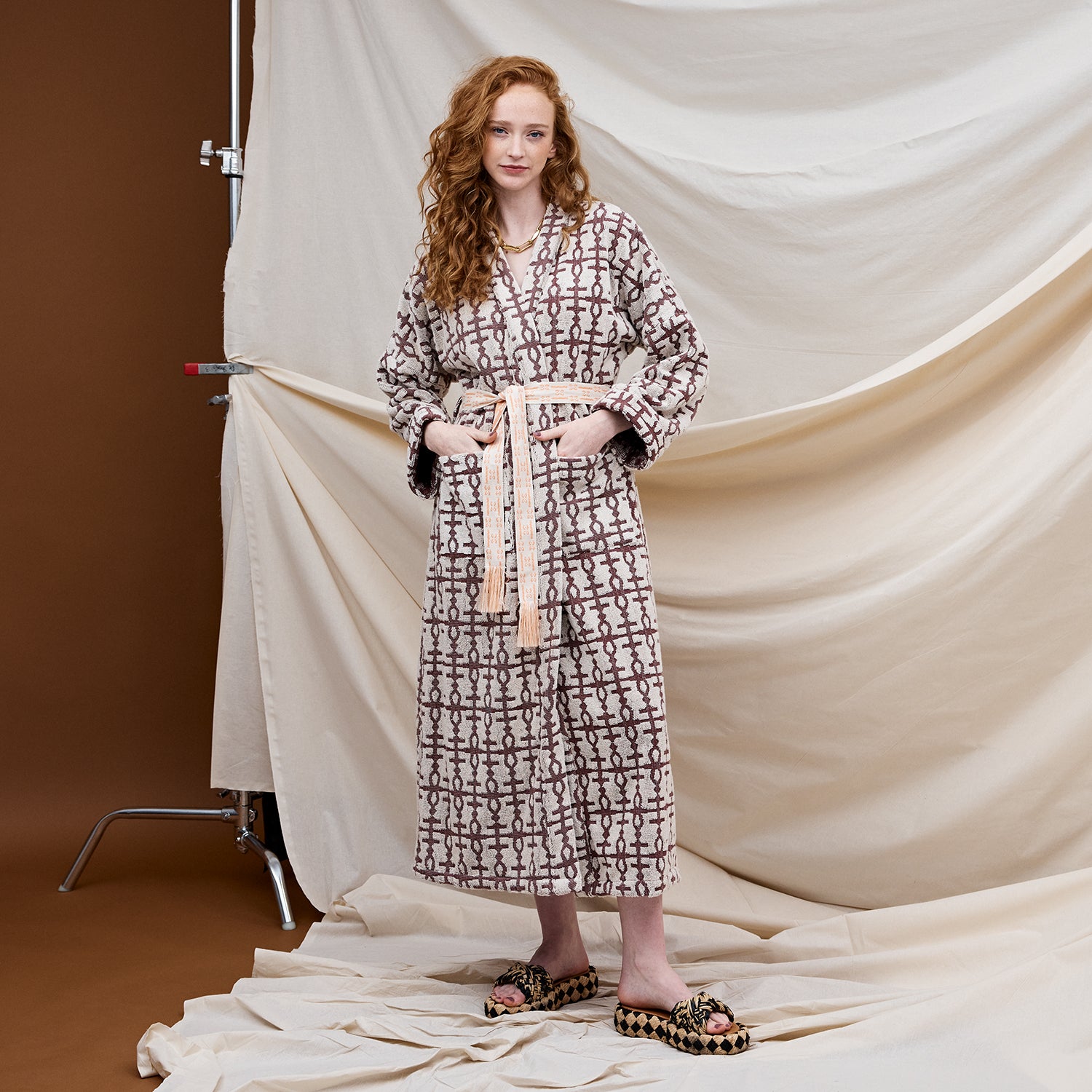 Amata Soft & Absorbent Towelling Robe with Clove Scent - Perfect for Spa, Bath, and Relaxation at Home