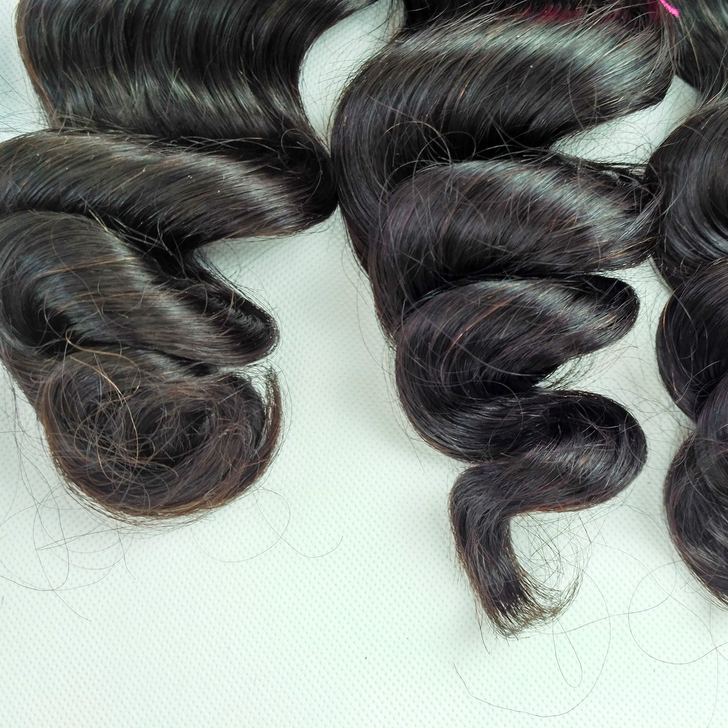 Virgin Indian Hair 3 Bundles 20 Inch Loose Deep Wave 10A+ Unprocessed Human Hair Extensions - Double Weft Natural Black Color #1B for Styling, Weaving & Everyday Wear