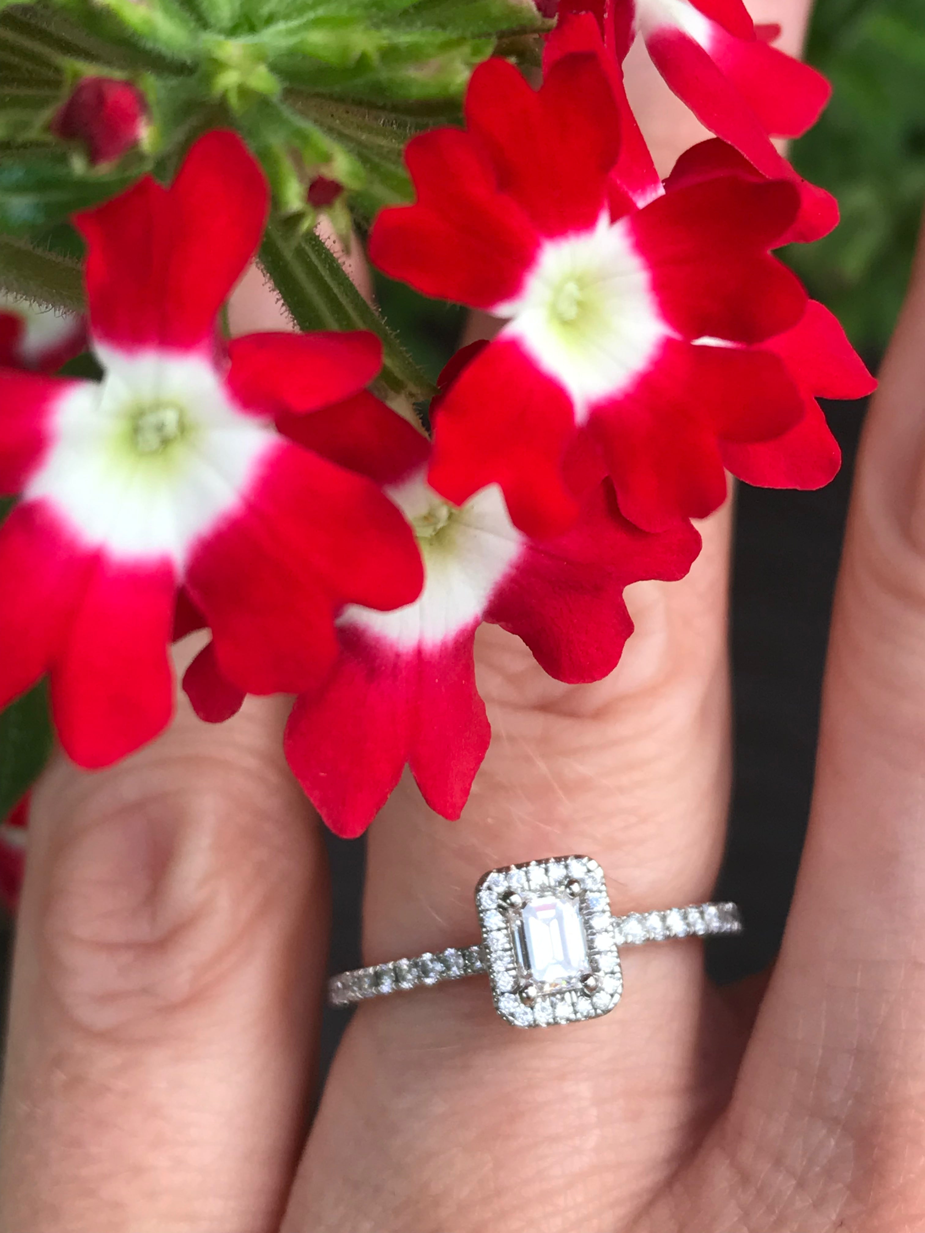 0.27ct Certified Natural Emerald Cut Platinum Diamond Ring - Elegant Engagement & Wedding Jewelry for Women
