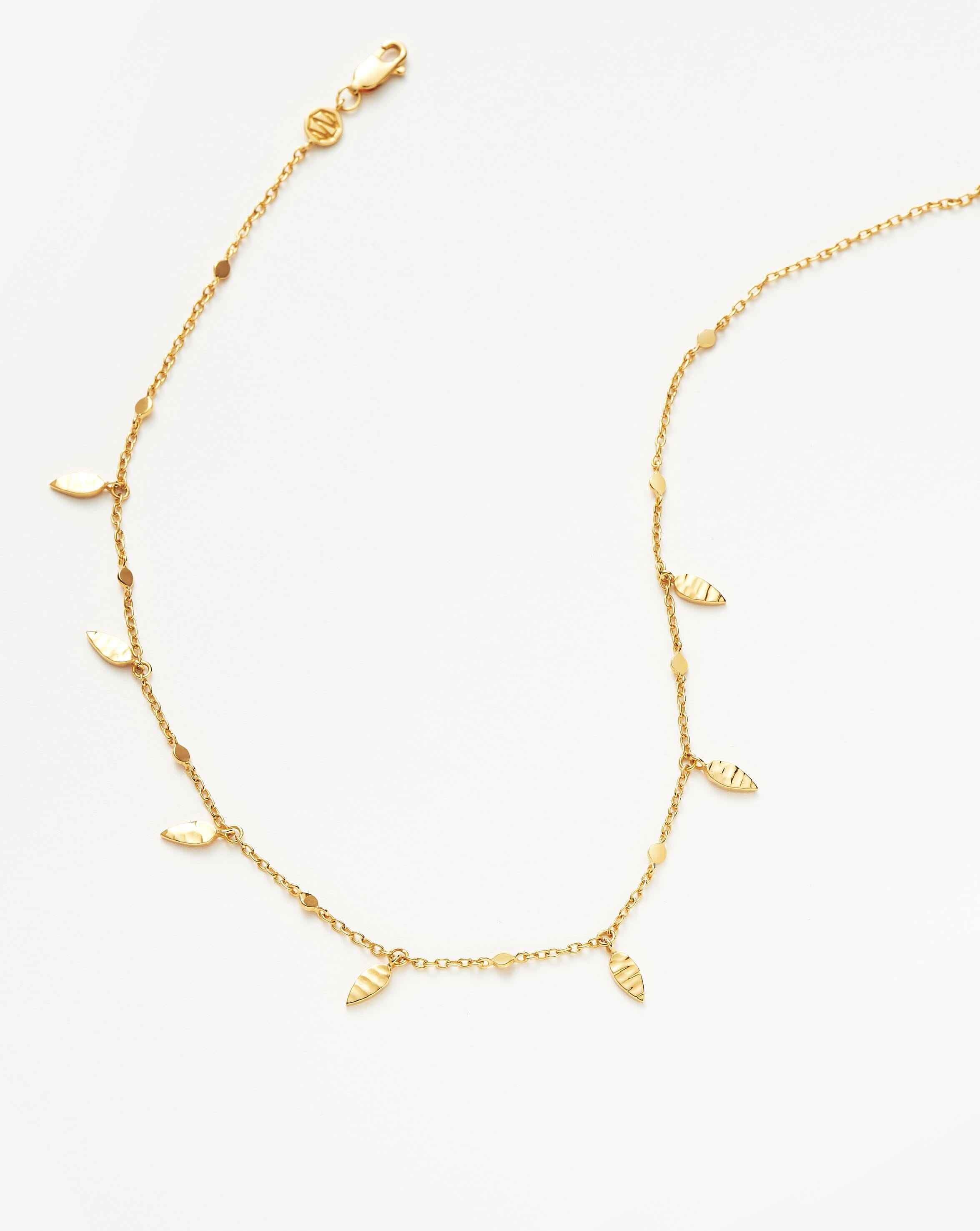 18k Gold Vermeil Leaf Charm Choker Necklace - Elegant Layering Piece for Women, Perfect for Everyday Wear & Special Occasions