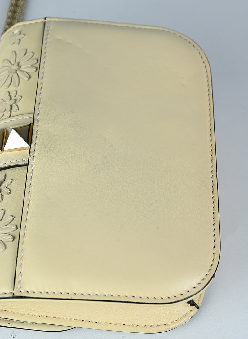 Valentino White Leather Handbag with Floral Design - Perfect for Women's Fashion, Parties & Special Occasions