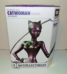Catwoman Sho Murase DC Artist Alley Collectible Figure - Iridescent Bam Exclusive - Perfect for DC Fans, Collectors & Home Decor