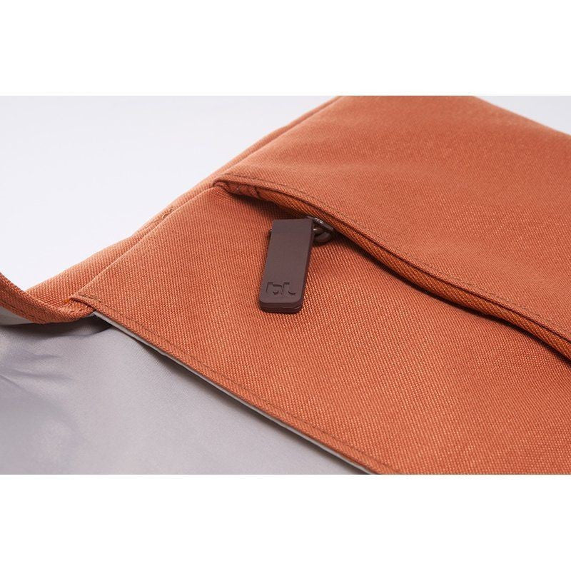 Bluelounge iPad Sleeve Case - Protective Cover for iPad Pro/Air/Mini - Lightweight & Durable Tablet Sleeve for Travel, Work & School (Perfect for Commuting, Office & College Use)