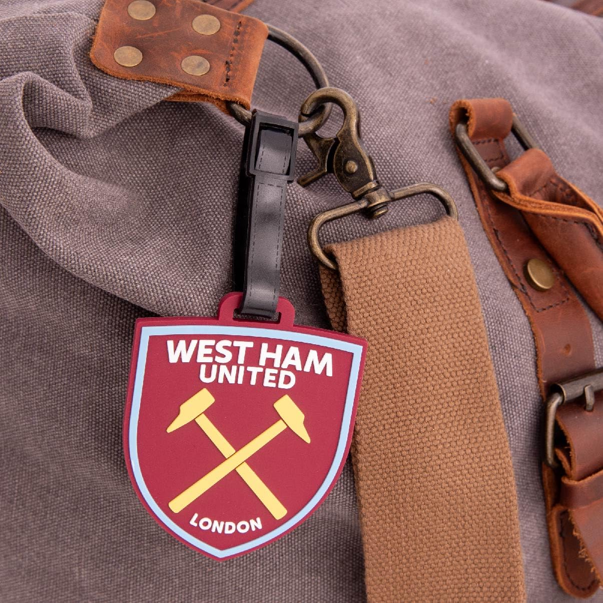West Ham United Cactus Design Durable PVC Luggage Tag - Soccer Football Travel ID Label for Bags, Backpacks & Suitcases - Perfect for Fans Traveling to Matches & Vacations