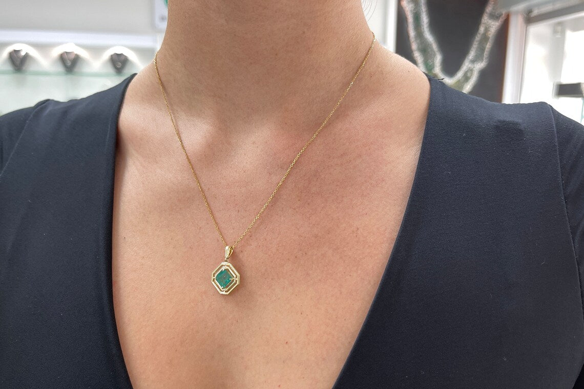 2.30ct 14K Gold Geometric Emerald Asscher Cut Solitaire Pendant for Men & Women - Elegant Unisex Necklace for Weddings, Anniversaries & Special Occasions
