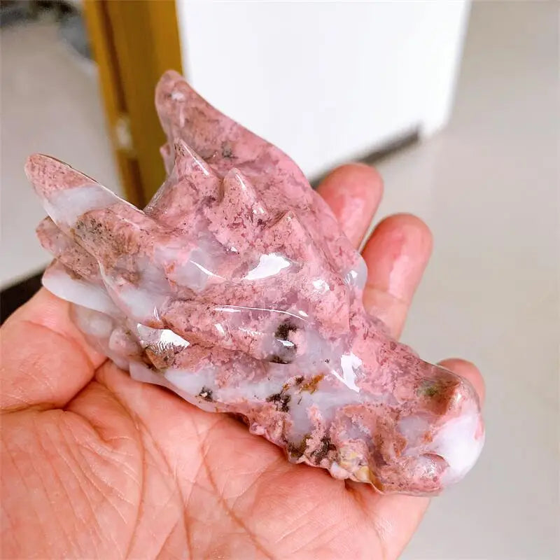 Natural Agate Dragon Skull Carving - Handcrafted Crystal Home Decor, Spiritual Healing Stone, Wiccan Altar Gift (1PC) - Perfect for Meditation, Feng Shui & Gothic Interior Design